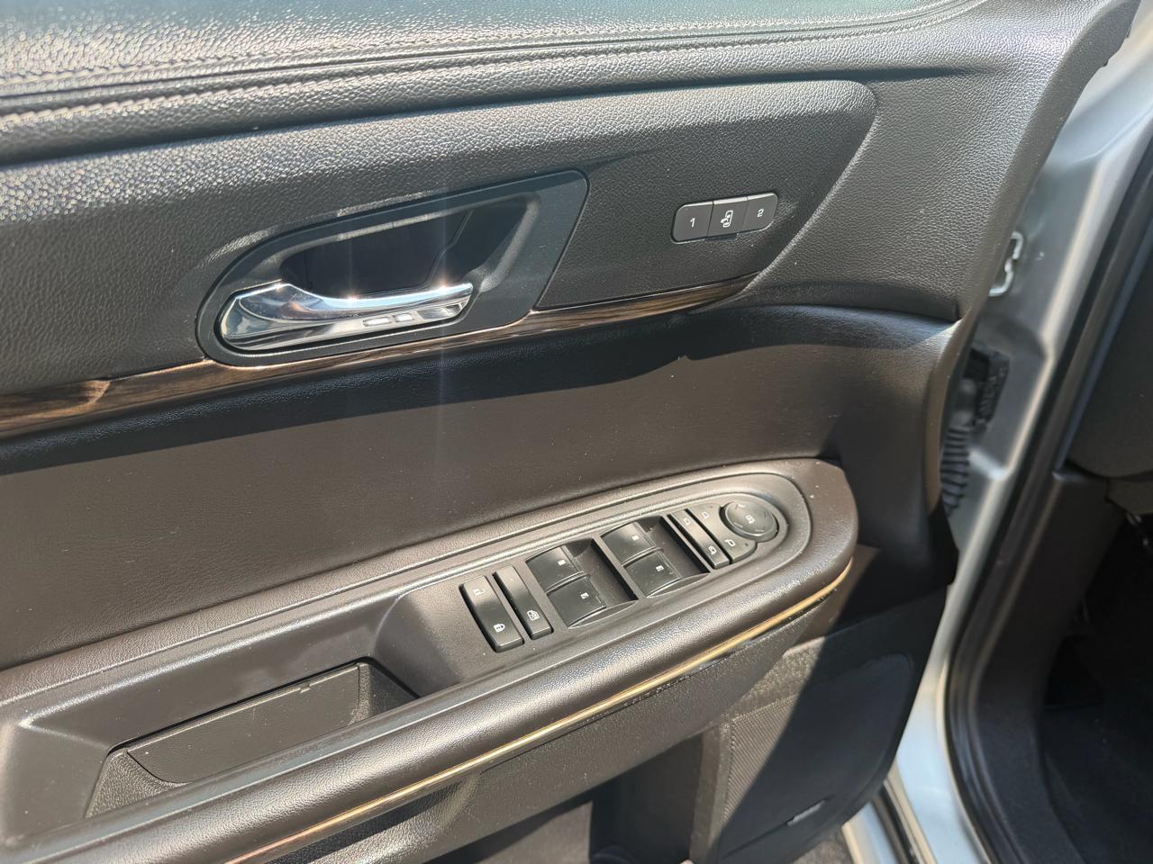 GMC Acadia Denali AWD 2015
