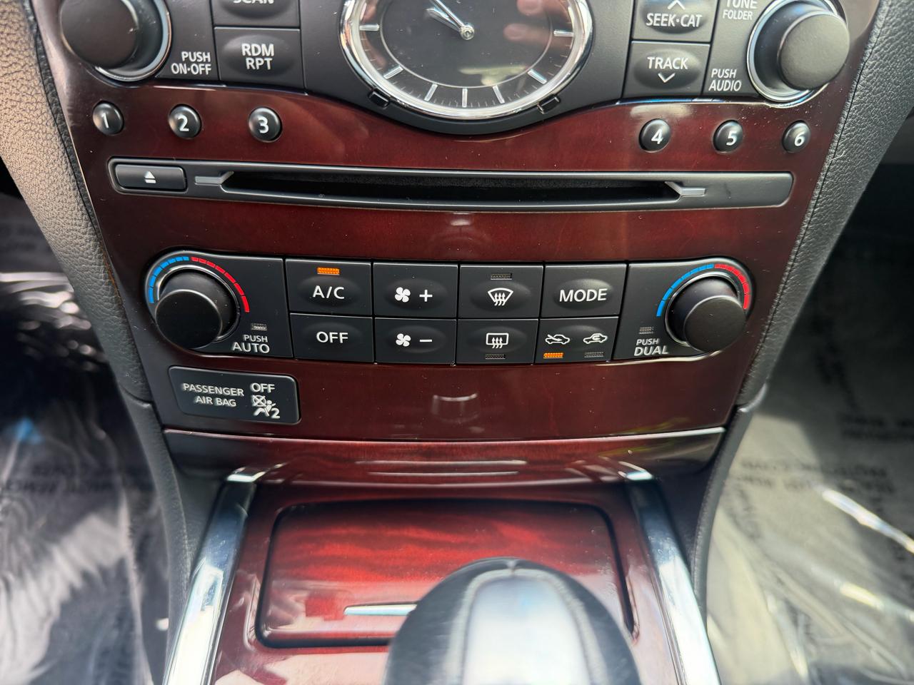 Infiniti G Sedan G37x AWD 2011
