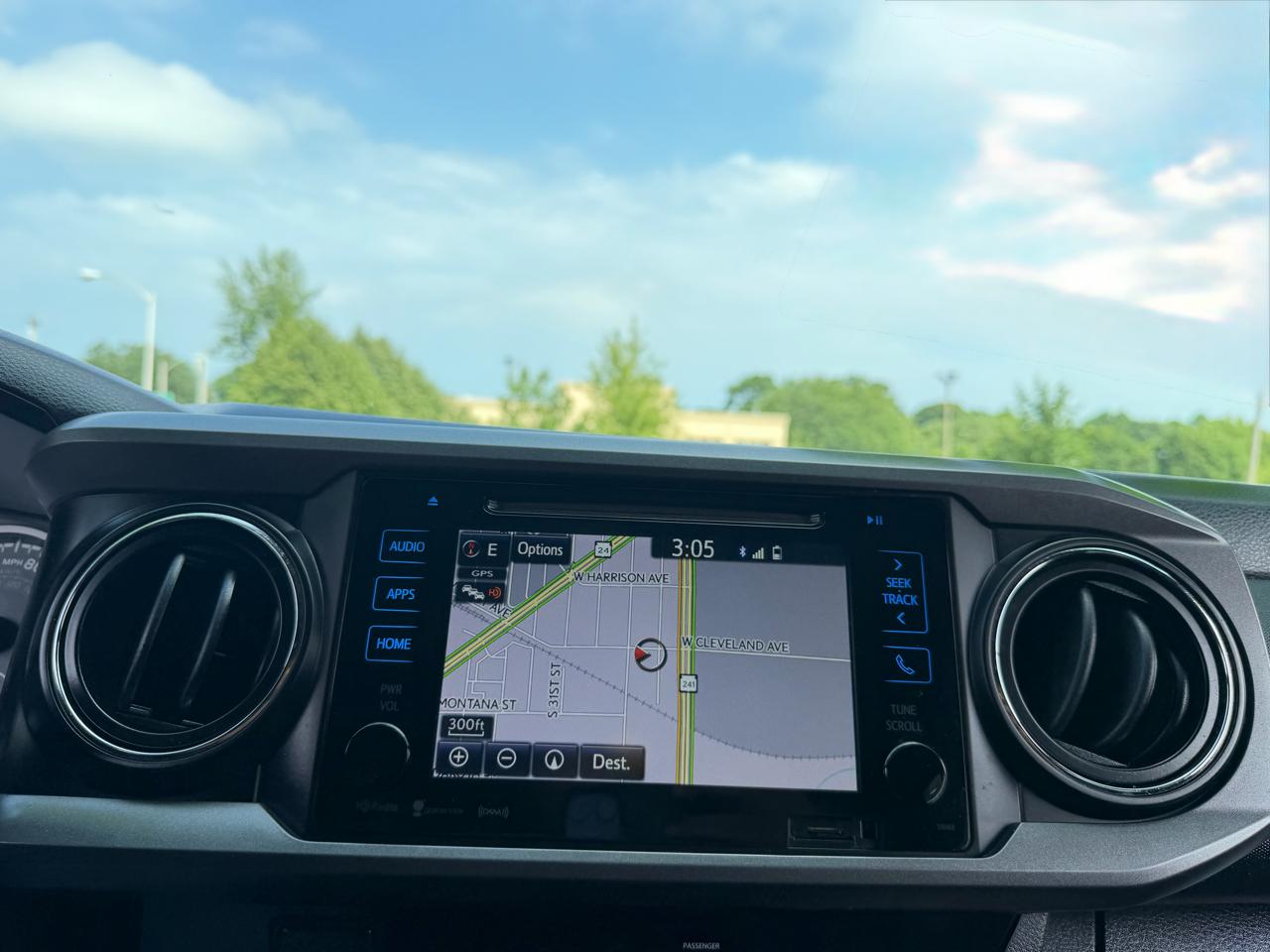 Toyota Tacoma SR5 Double Cab Long Bed V6 6AT 4WD 2017