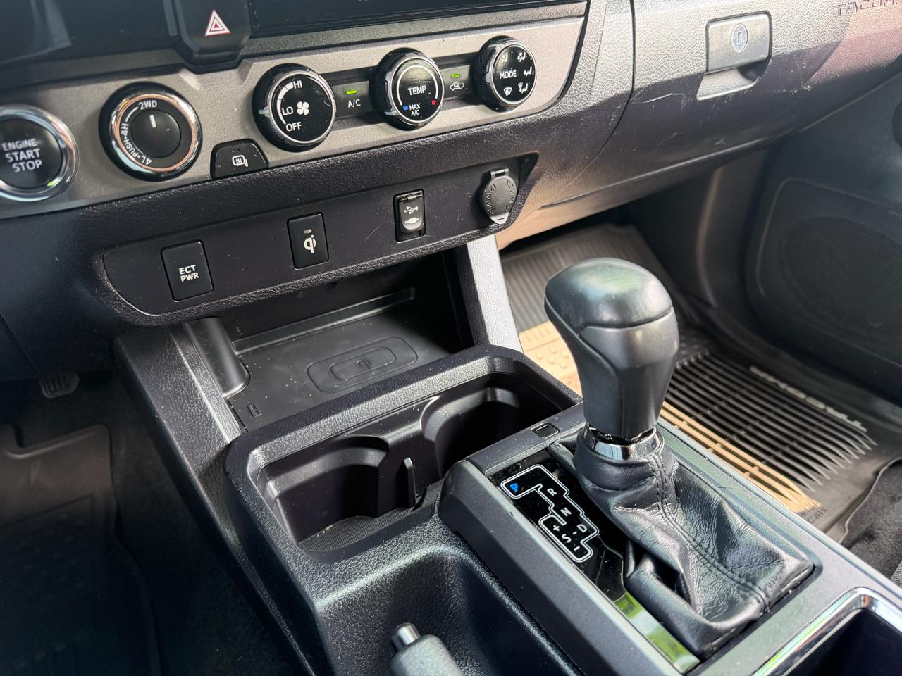 Toyota Tacoma SR5 Double Cab Long Bed V6 6AT 4WD 2017