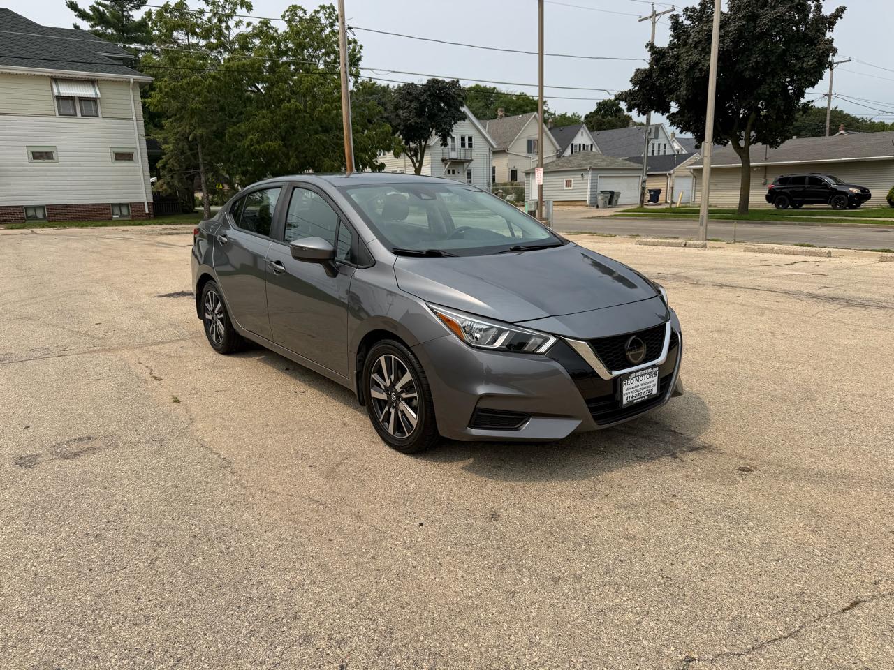 Nissan Versa SV 2020