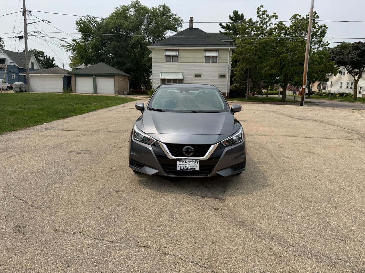 Nissan Versa SV 2020