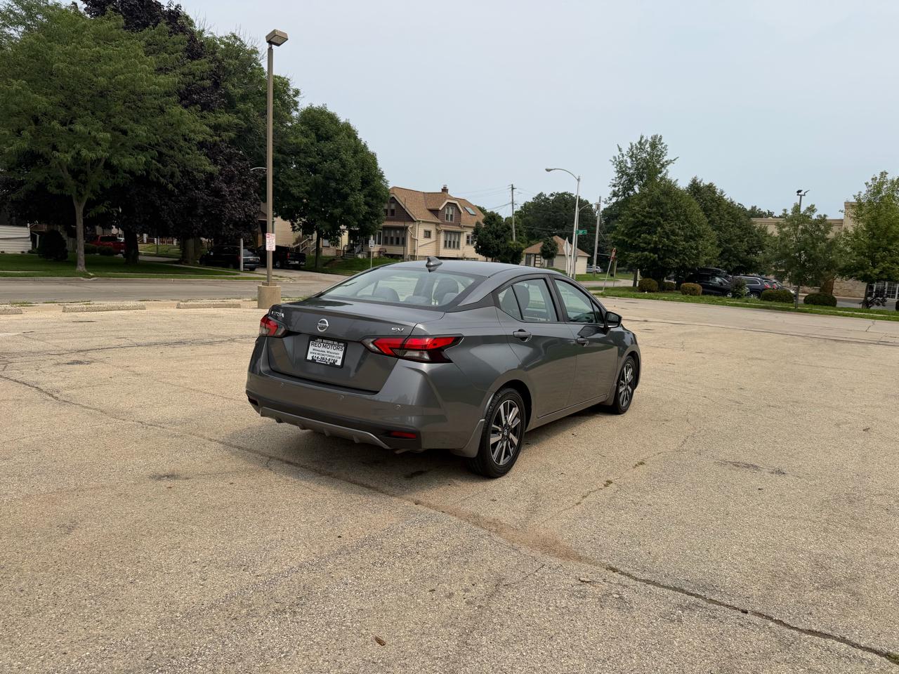 Nissan Versa SV 2020