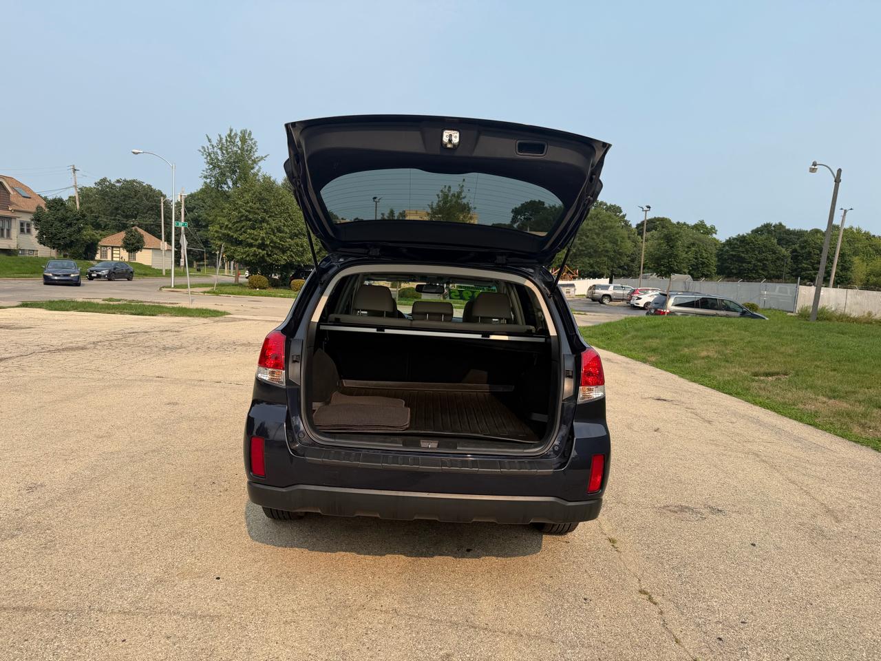 Subaru Outback 2.5i Limited 2013
