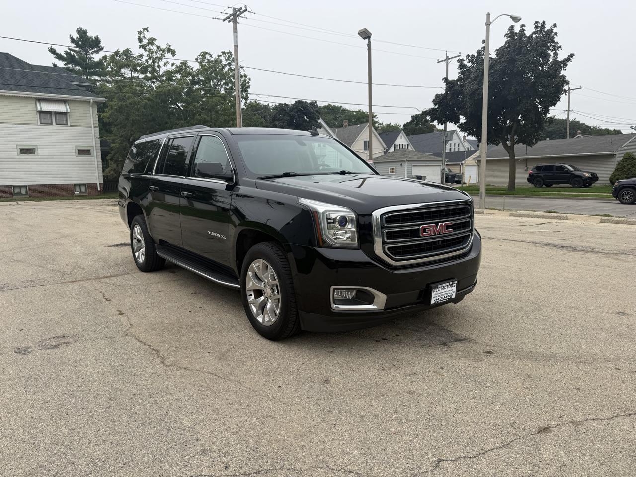 2017 GMC Yukon XL SLE 4WD