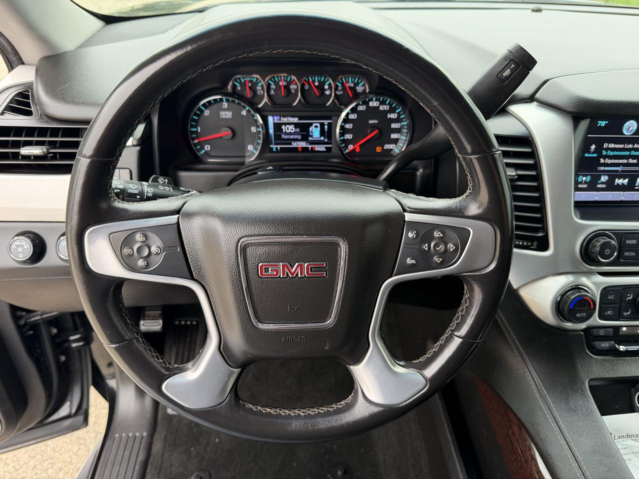 GMC Yukon XL SLE 4WD 2017