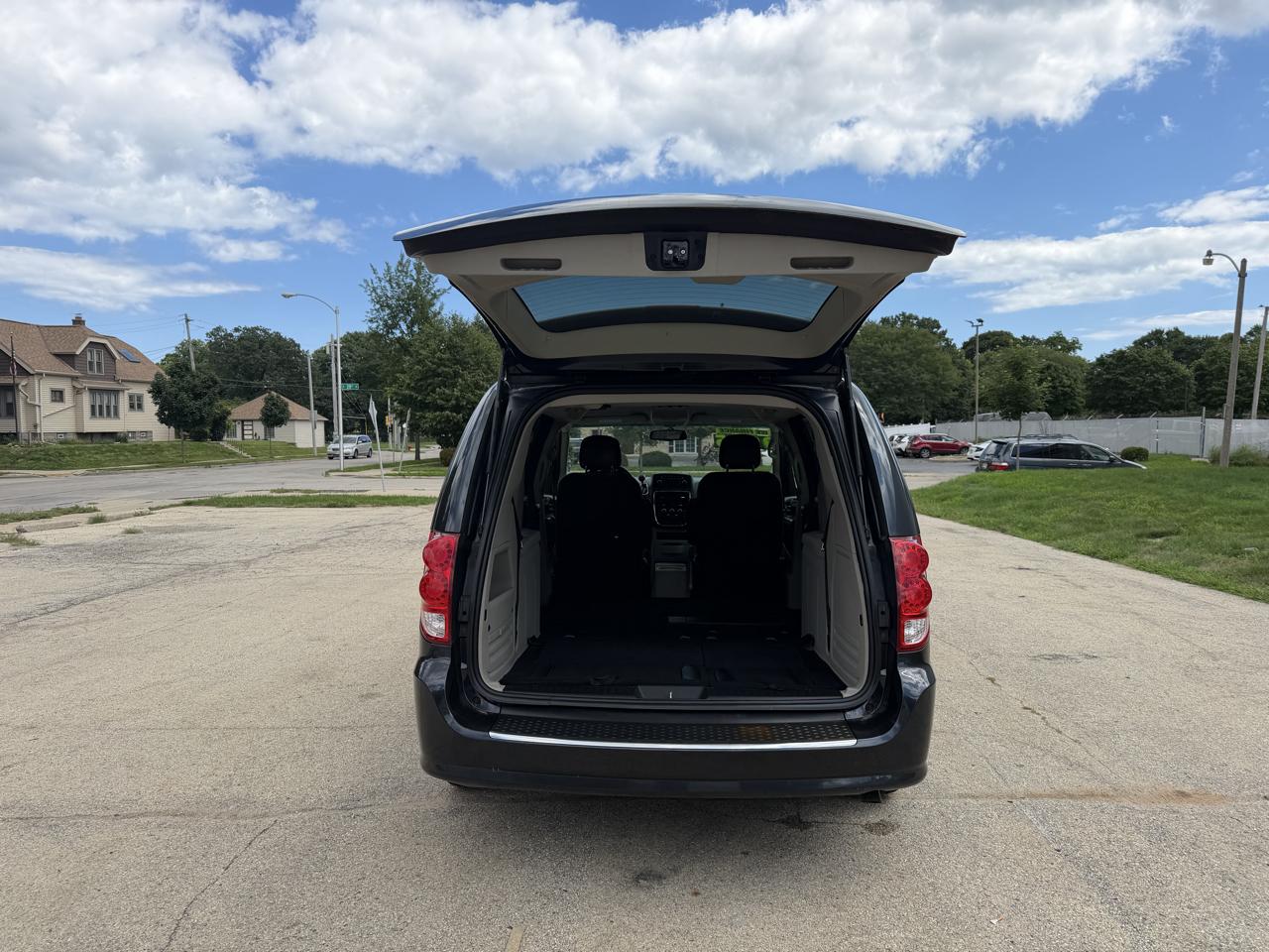 Dodge Grand Caravan SE 2014