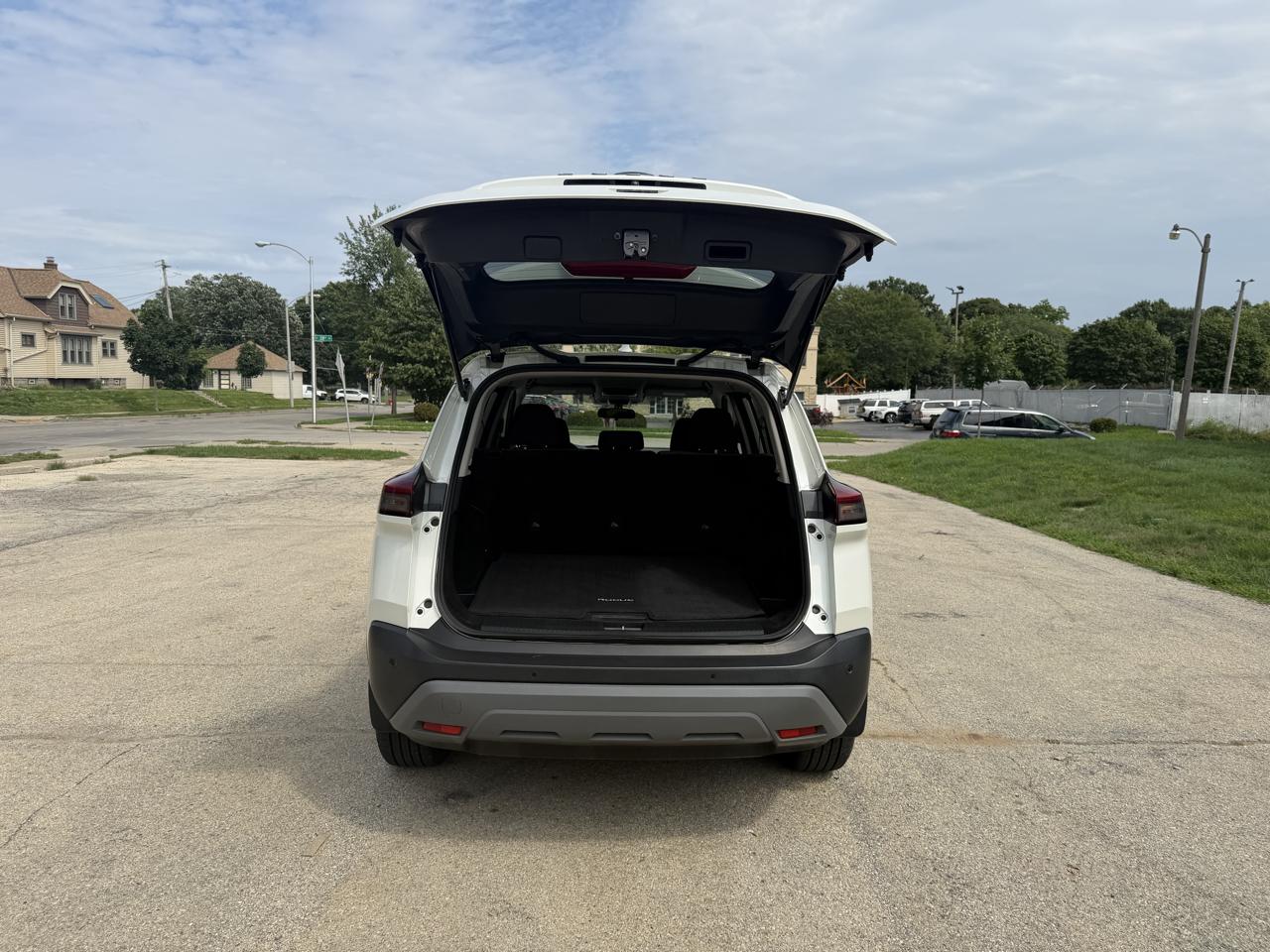 Nissan Rogue SV AWD 2023