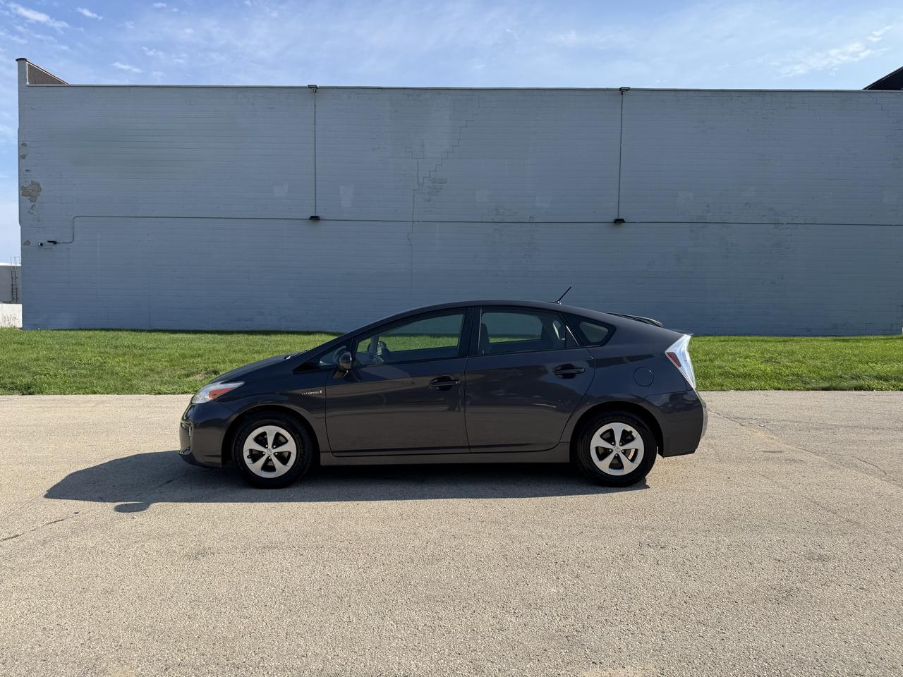 Toyota Prius Prius V 2012