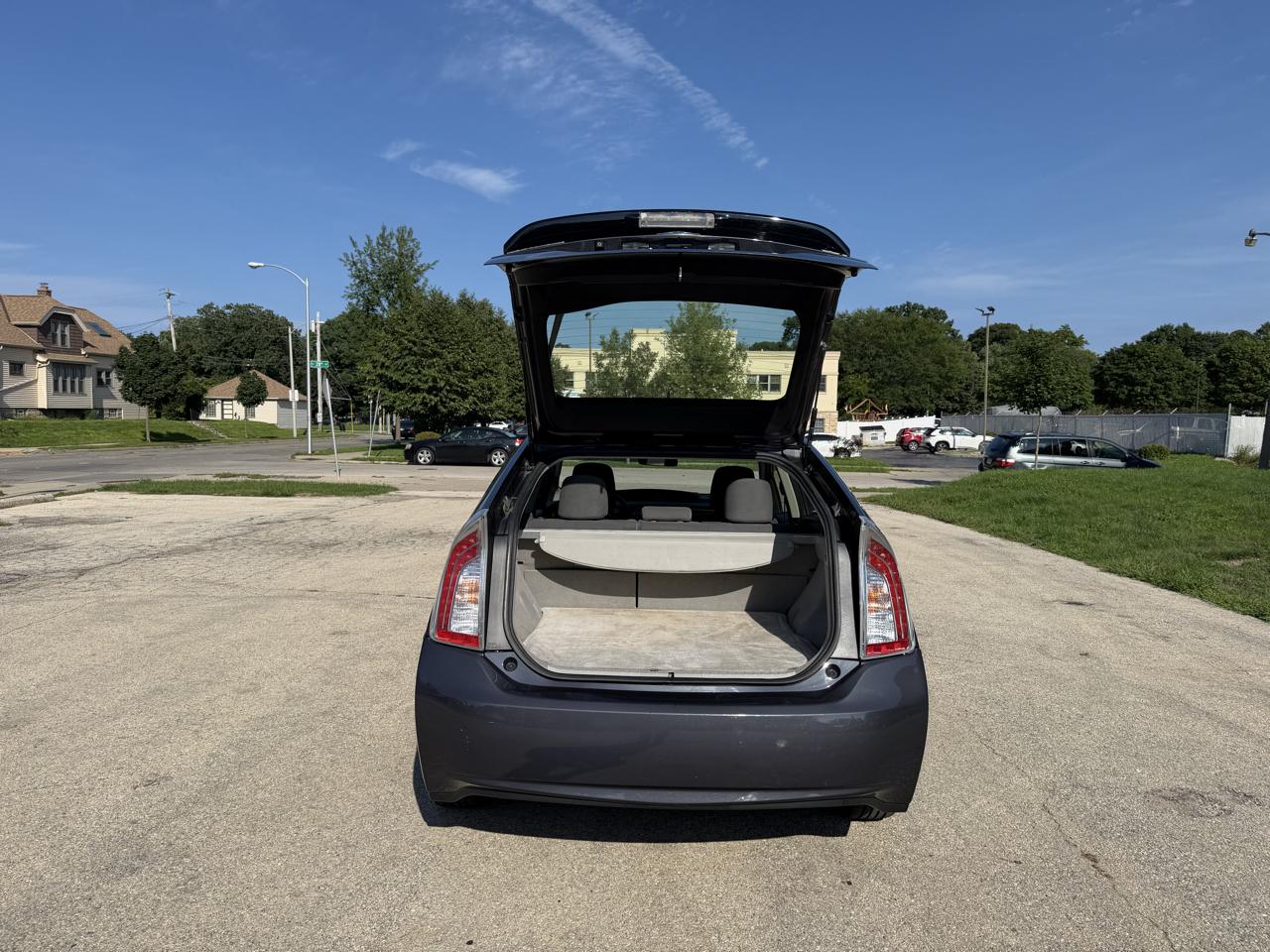Toyota Prius Prius V 2012