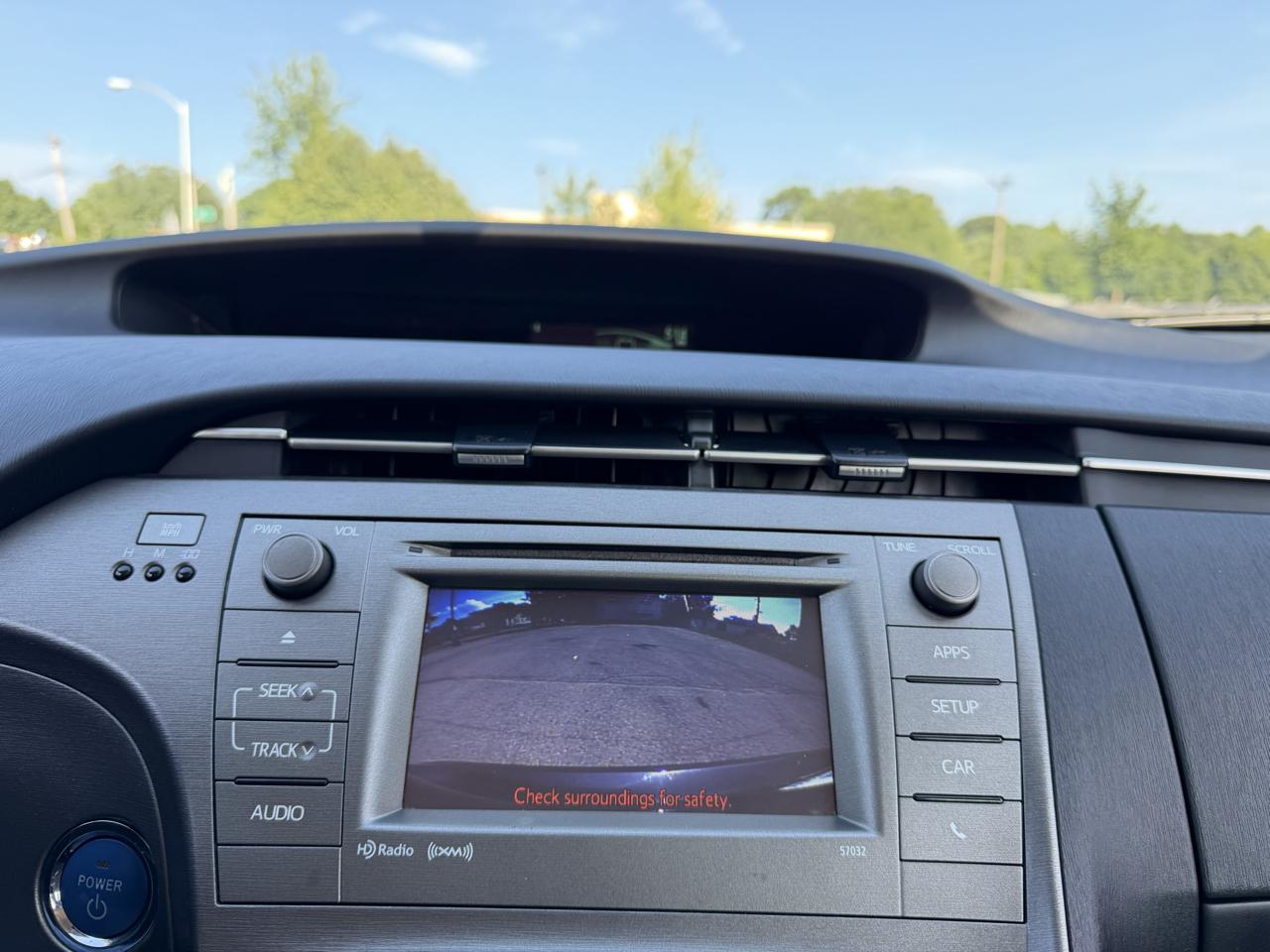 Toyota Prius Prius V 2012