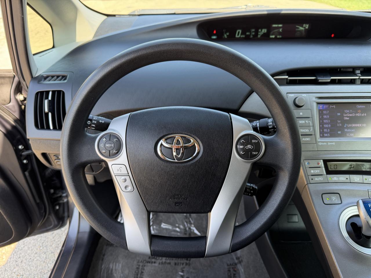 Toyota Prius Prius V 2012