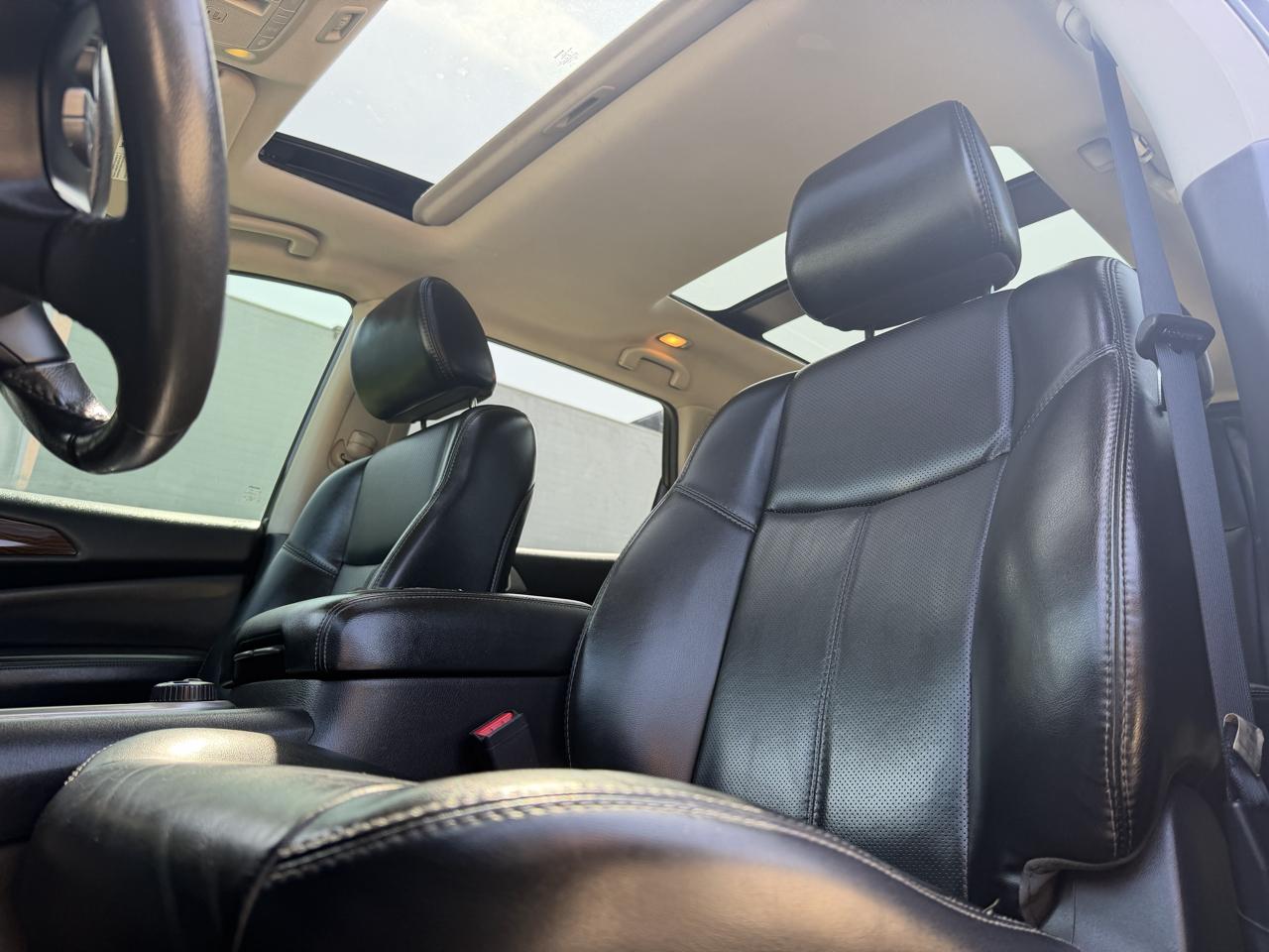 Nissan Pathfinder Platinum 4WD 2017