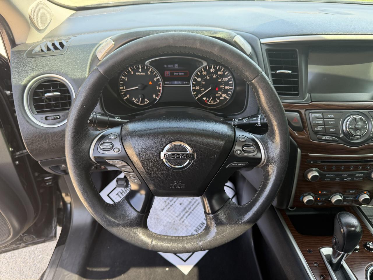 Nissan Pathfinder Platinum 4WD 2017
