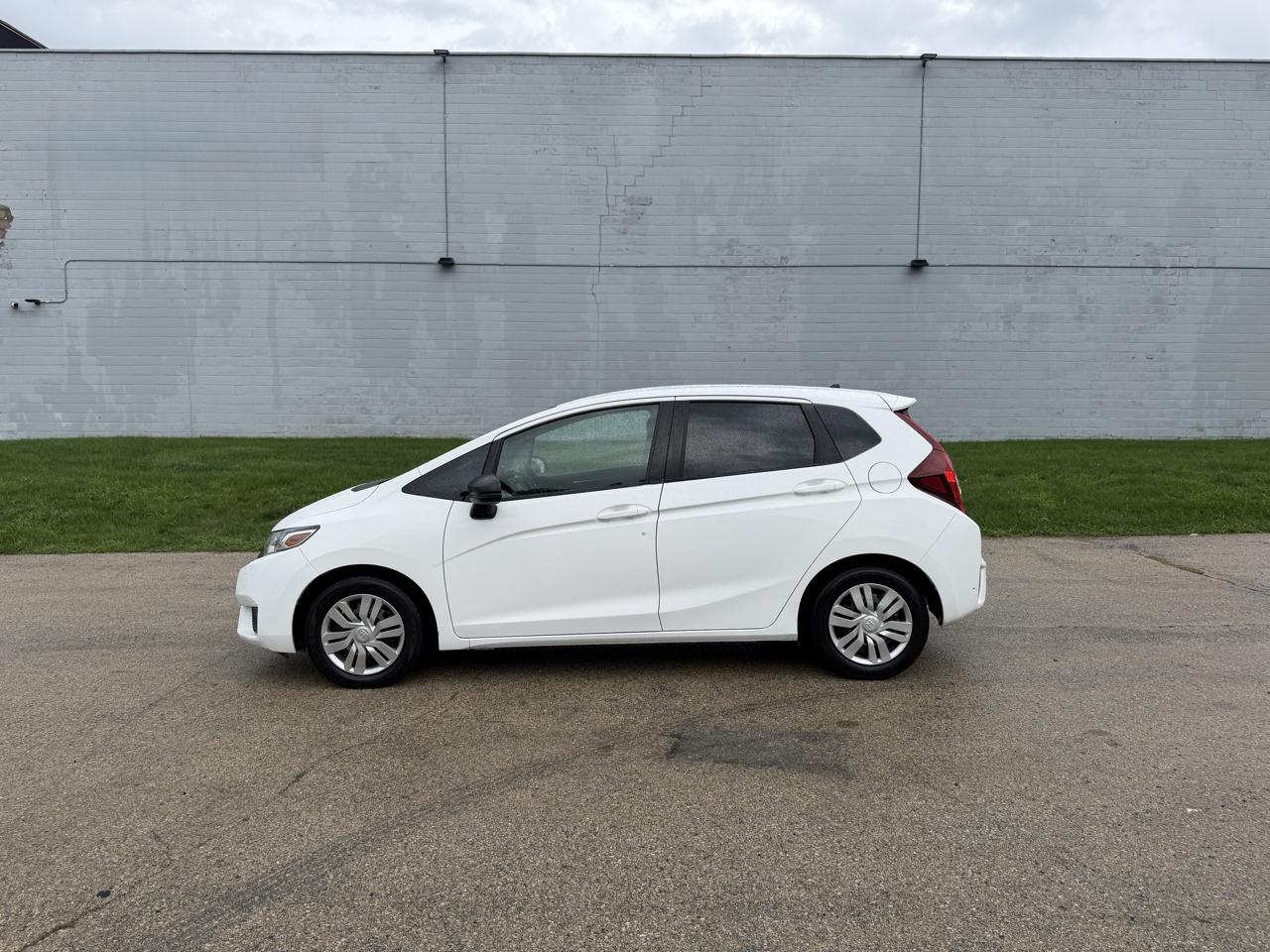 Honda Fit LX 6-Spd MT 2015