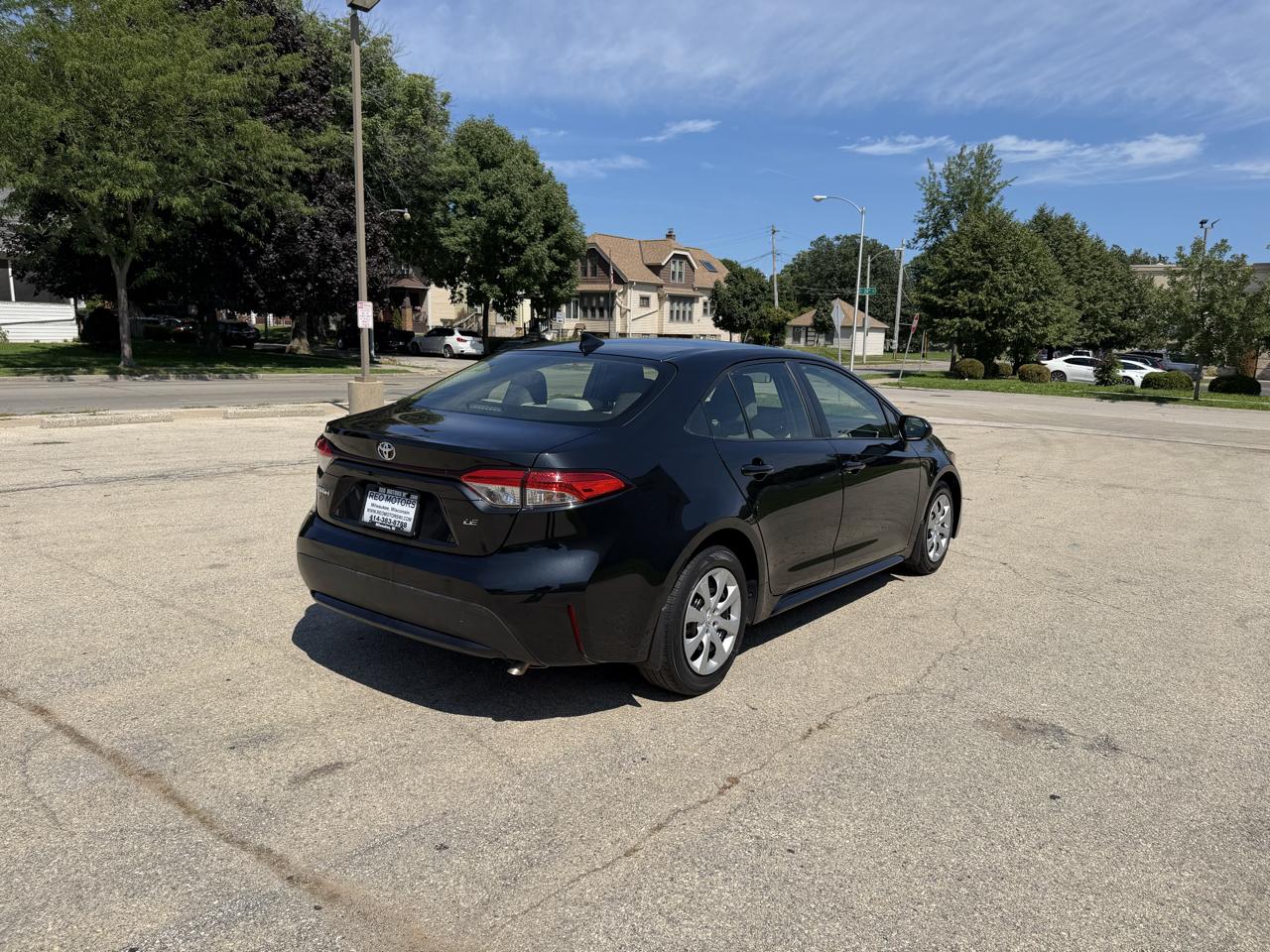 Toyota Corolla LE 2022