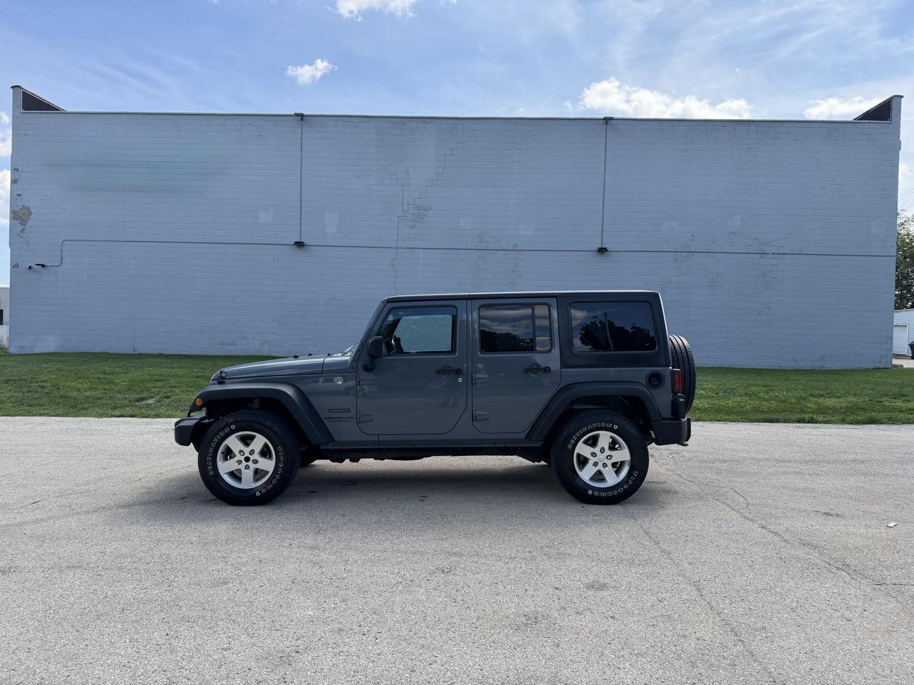Jeep Wrangler Unlimited Sport 4WD 2015