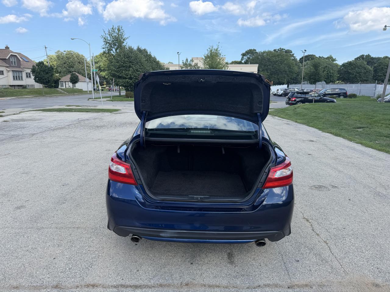 Nissan Altima 2.5 SR 2016