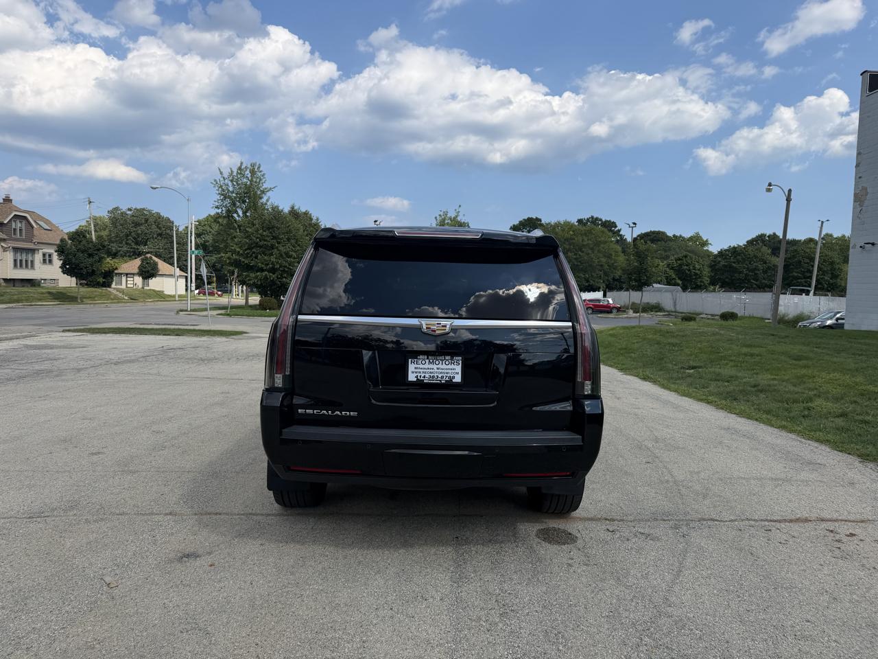 Cadillac Escalade Premium 4WD 2018