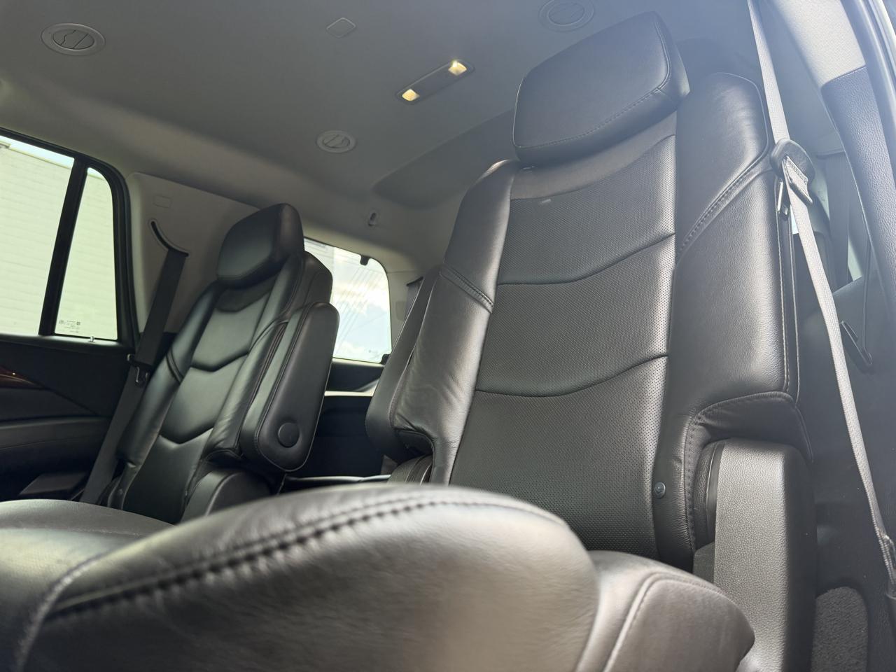 Cadillac Escalade Premium 4WD 2018