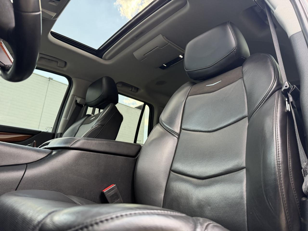 Cadillac Escalade Premium 4WD 2018