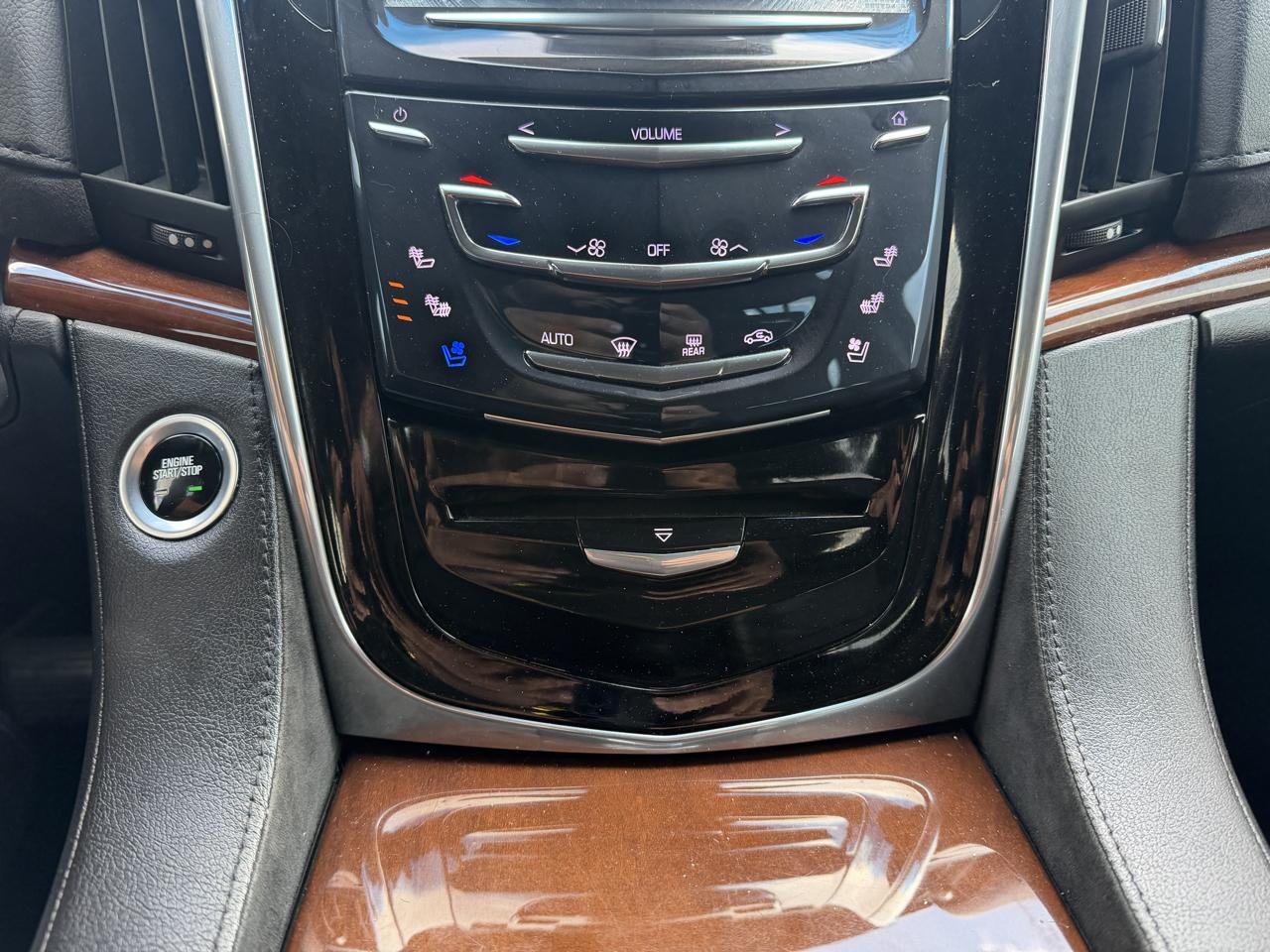 Cadillac Escalade Premium 4WD 2018