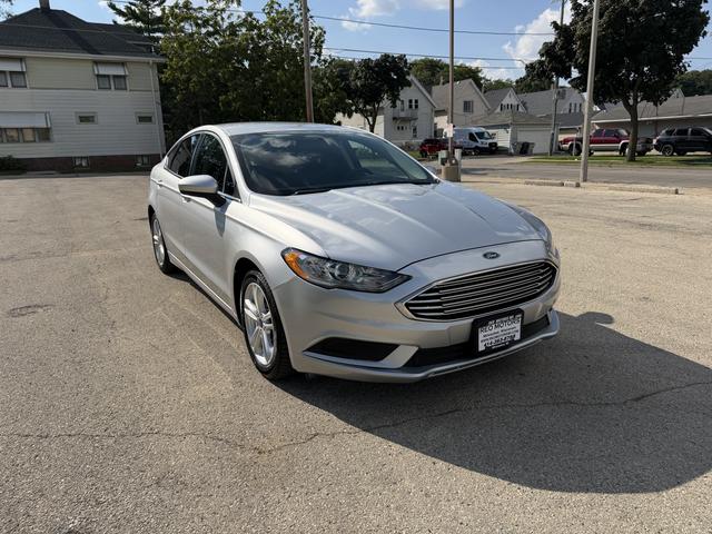 Silver 2018 Ford Fusion Sedan Front-Wheel Drive Automatic