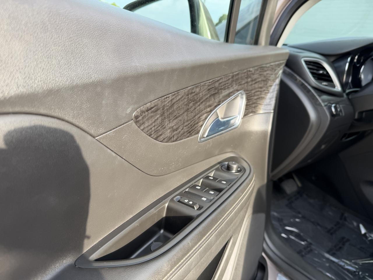 Buick Encore Base FWD 2015