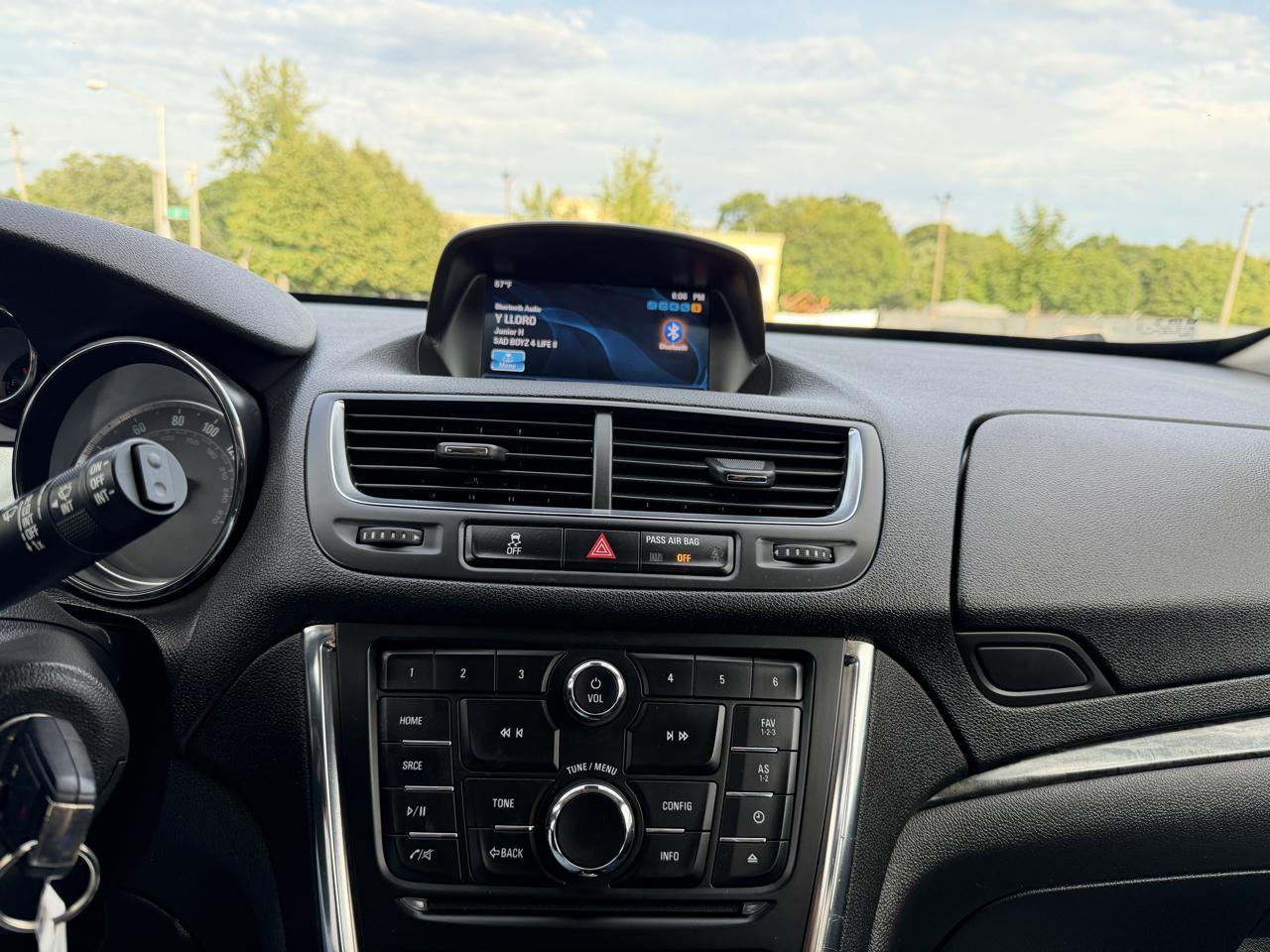 Buick Encore Base FWD 2015
