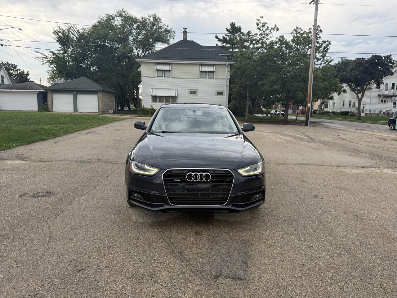 Audi A4 Premium Plus 4D Sdn at Qtro 2.0T 2014