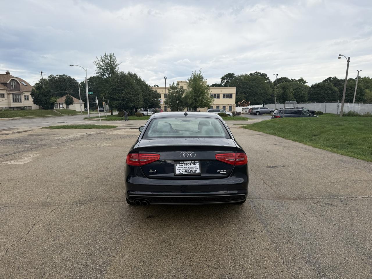 Audi A4 Premium Plus 4D Sdn at Qtro 2.0T 2014