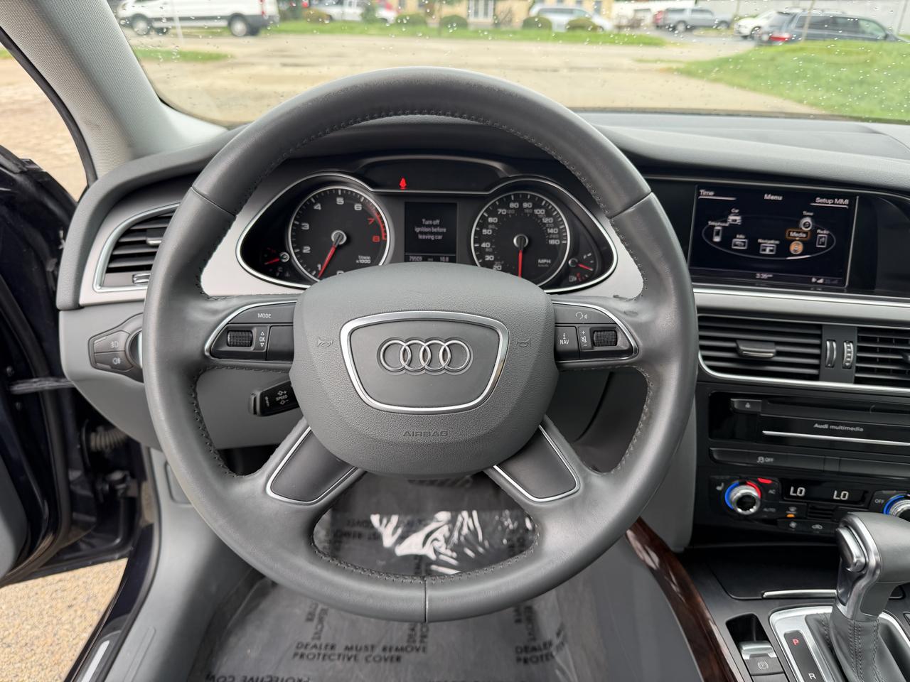 Audi A4 Premium Plus 4D Sdn at Qtro 2.0T 2014