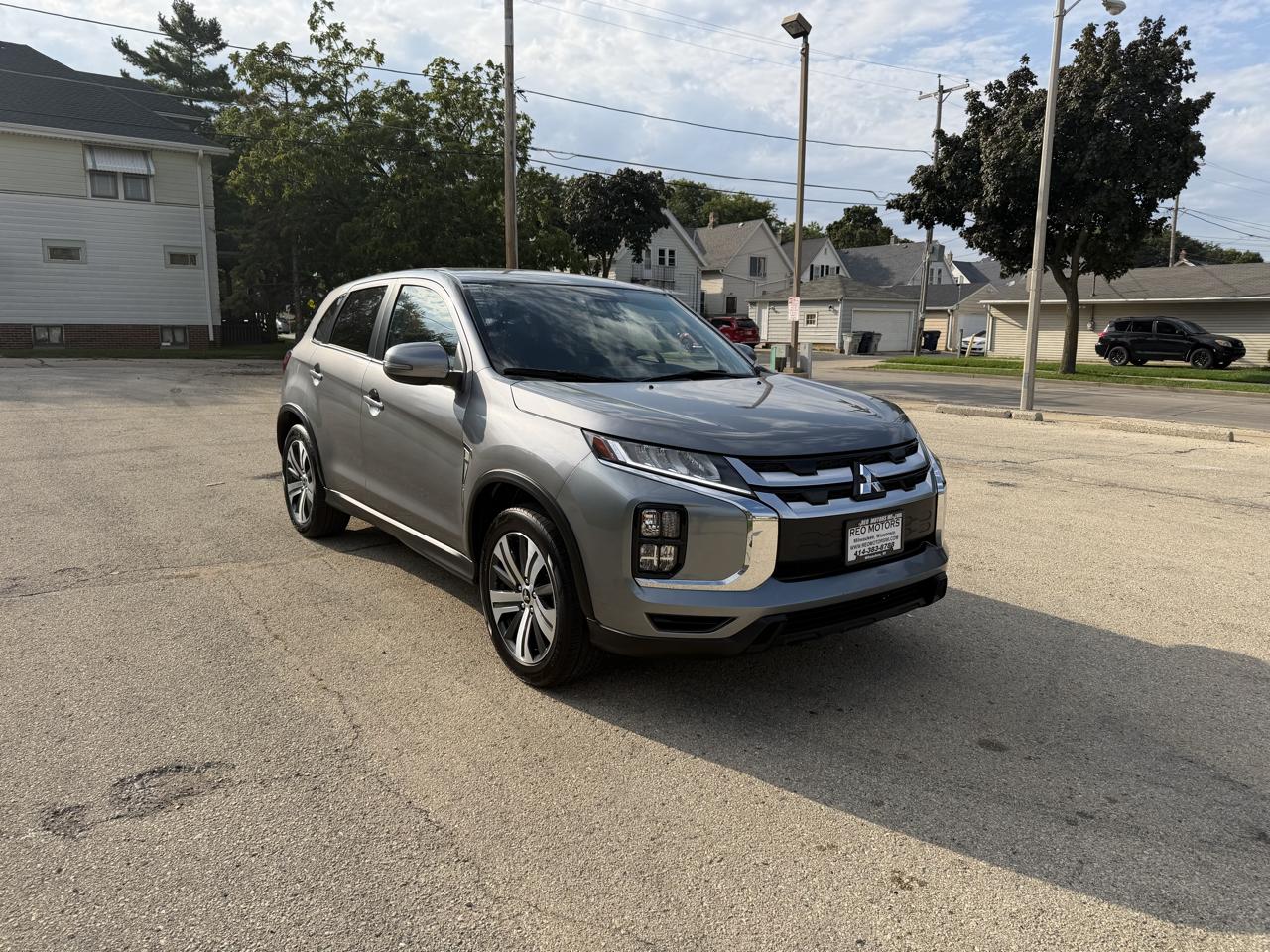 Mitsubishi Outlander Sport 2.0 ES 4WD 2025
