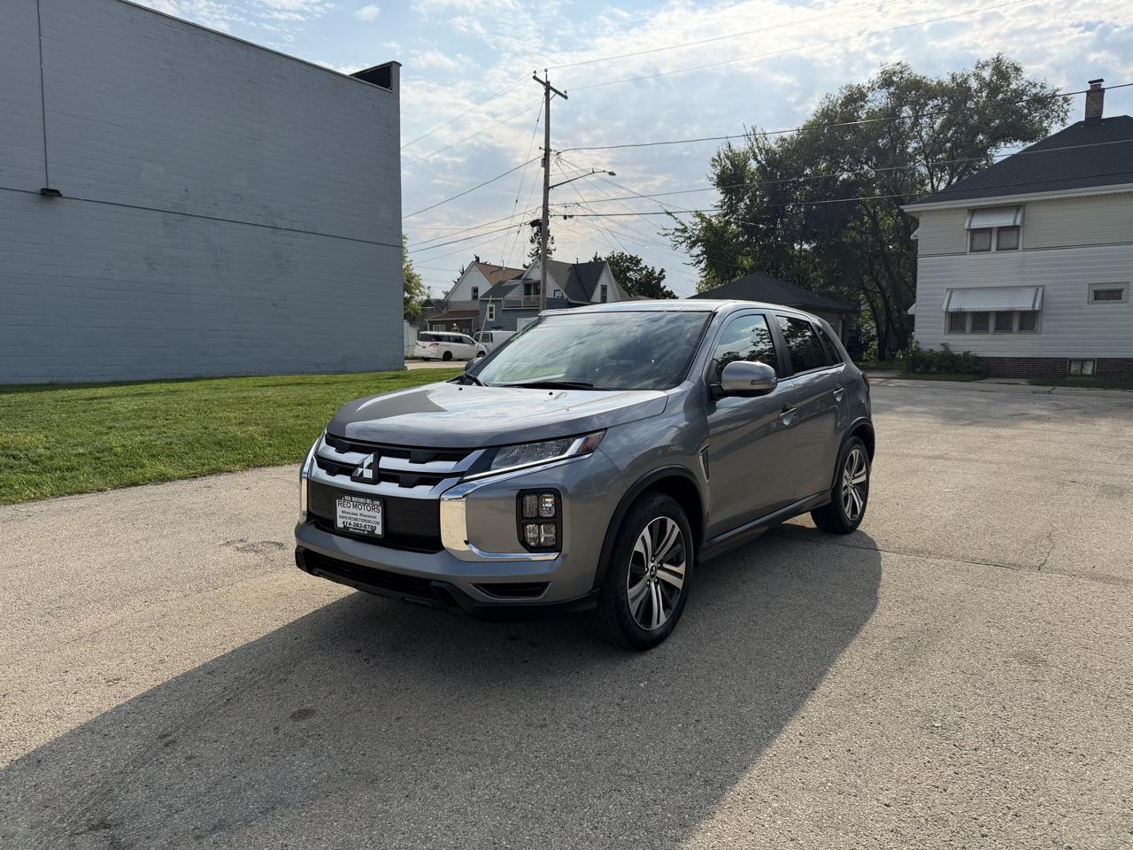 Mitsubishi Outlander Sport 2.0 ES 4WD 2025