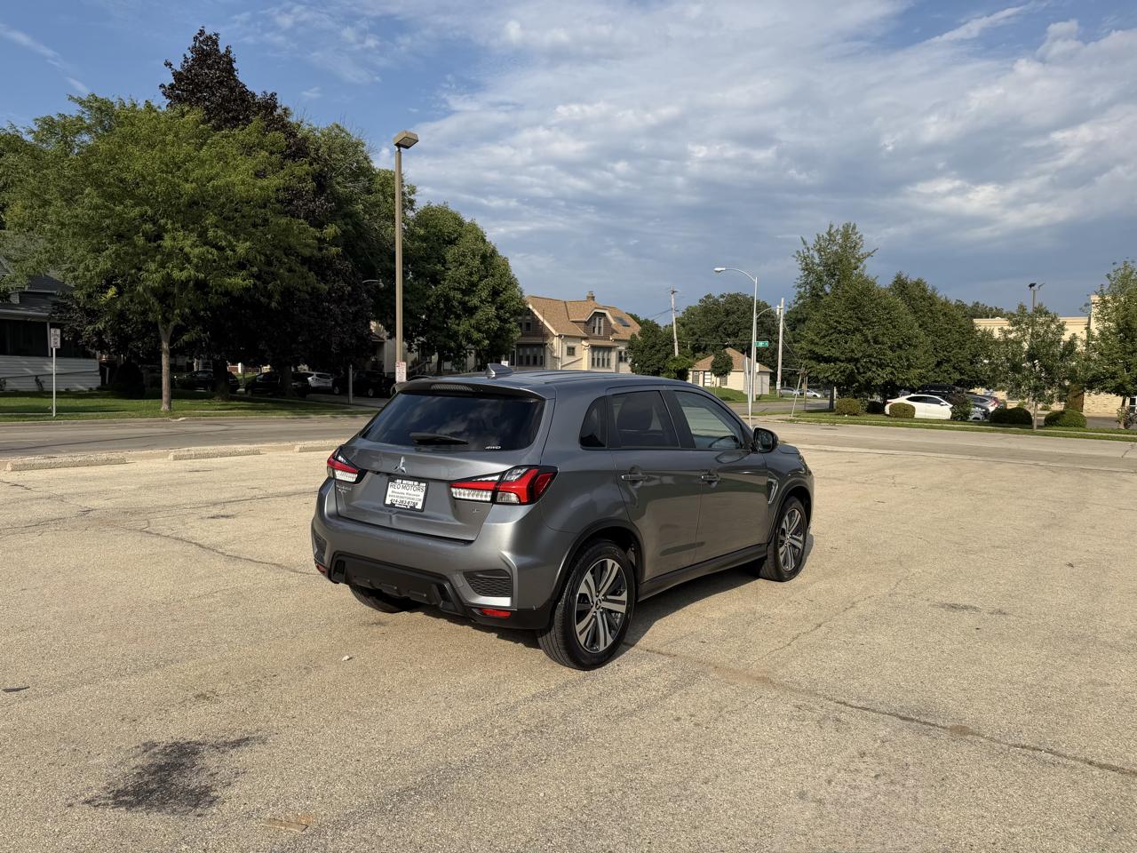 Mitsubishi Outlander Sport 2.0 ES 4WD 2025