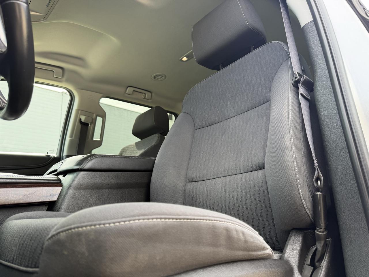 GMC Yukon XL SLE 4WD 2017