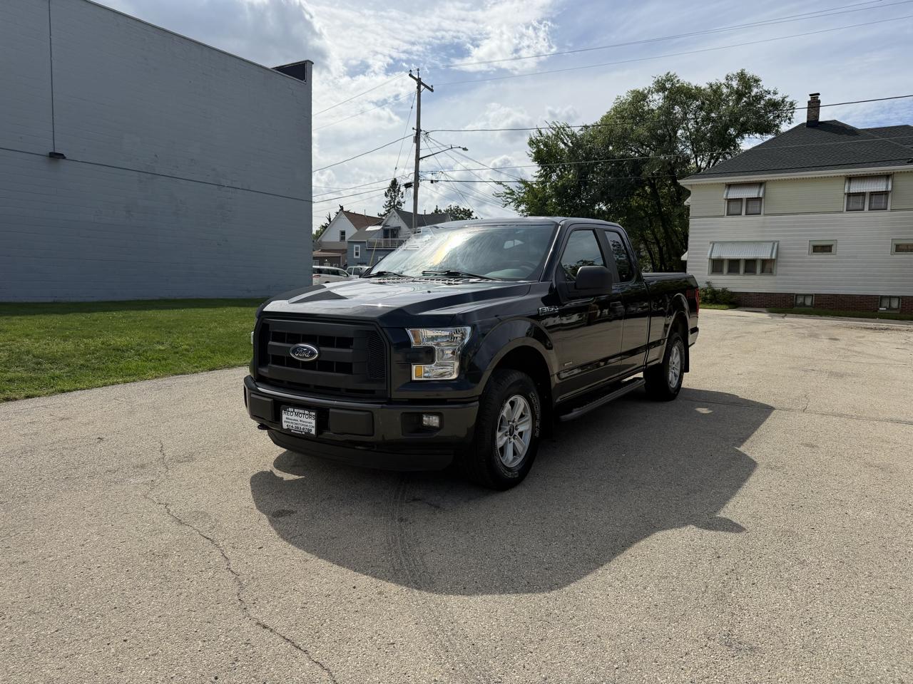 Ford F-150 Supercab 145" XL 2015