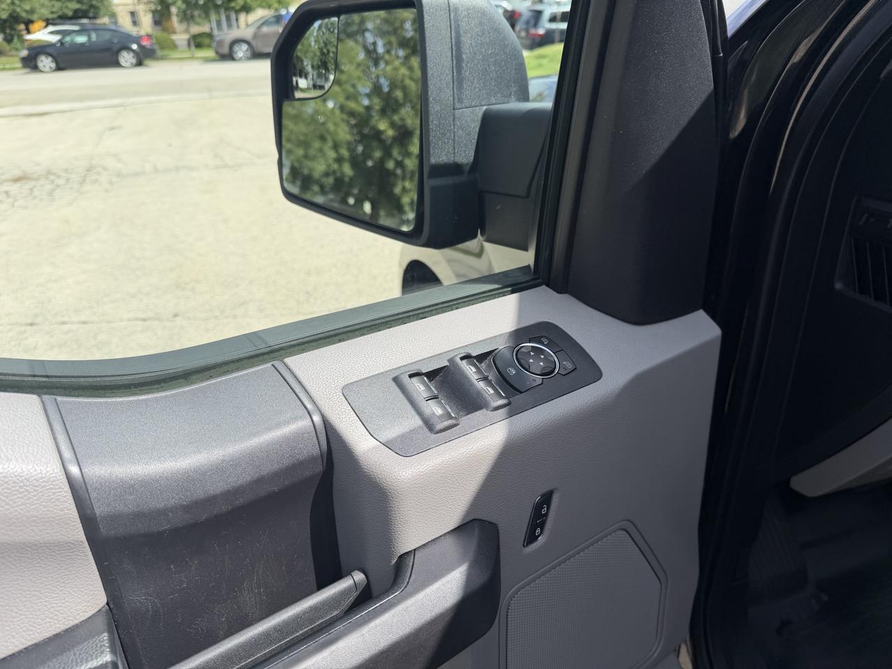 Ford F-150 Supercab 145" XL 2015