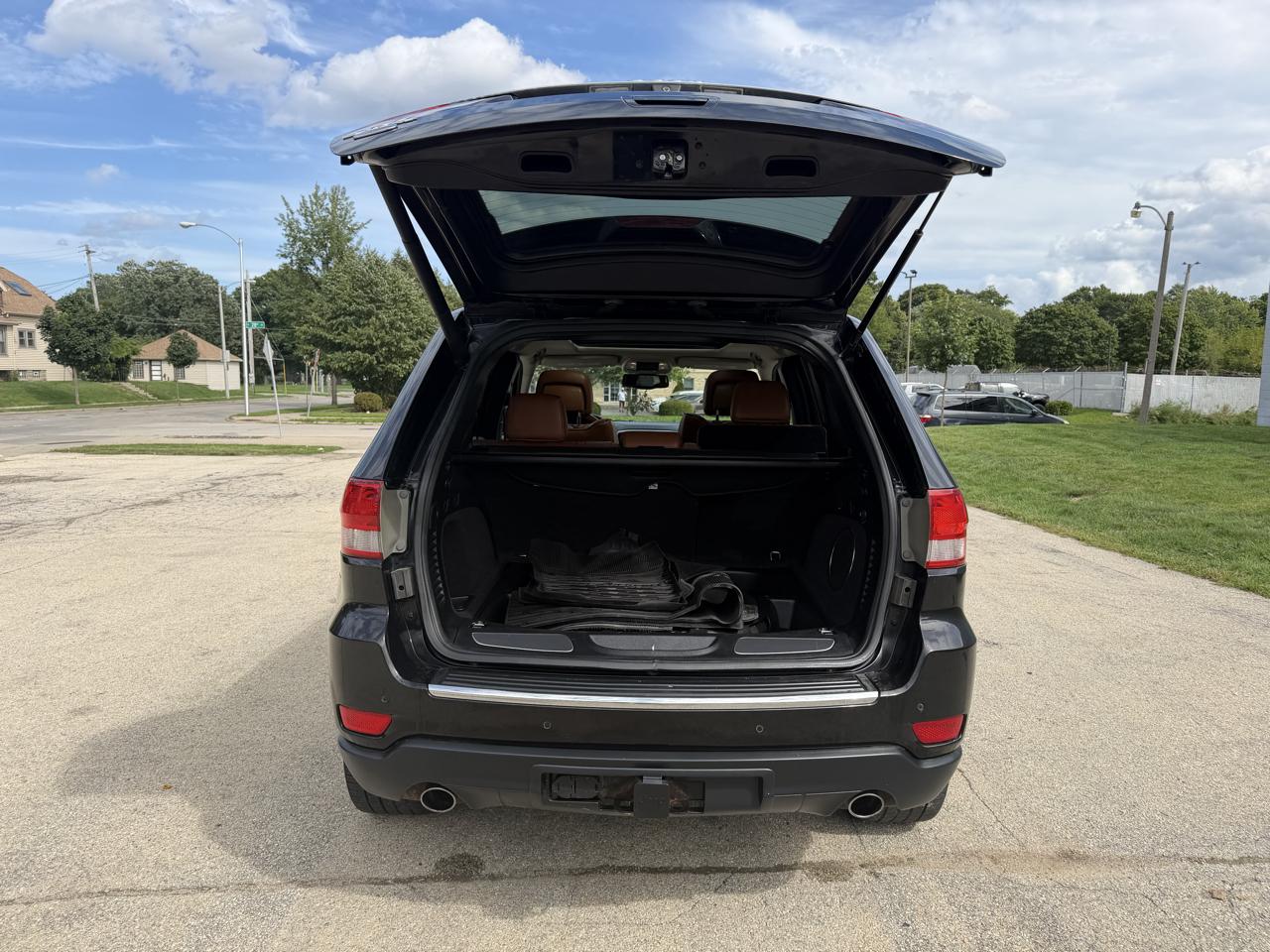Jeep Grand Cherokee Overland 4WD 2011