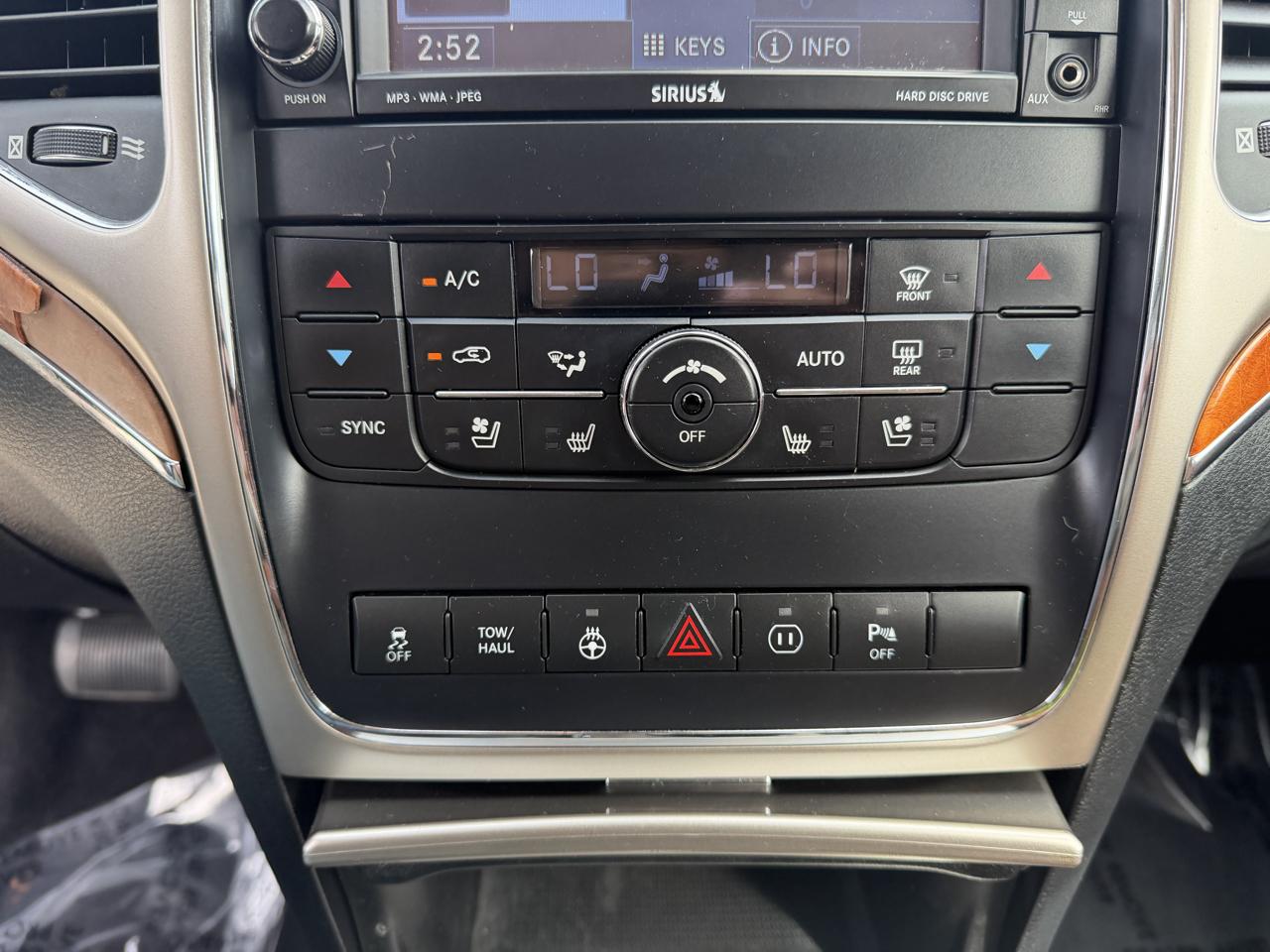 Jeep Grand Cherokee Overland 4WD 2011