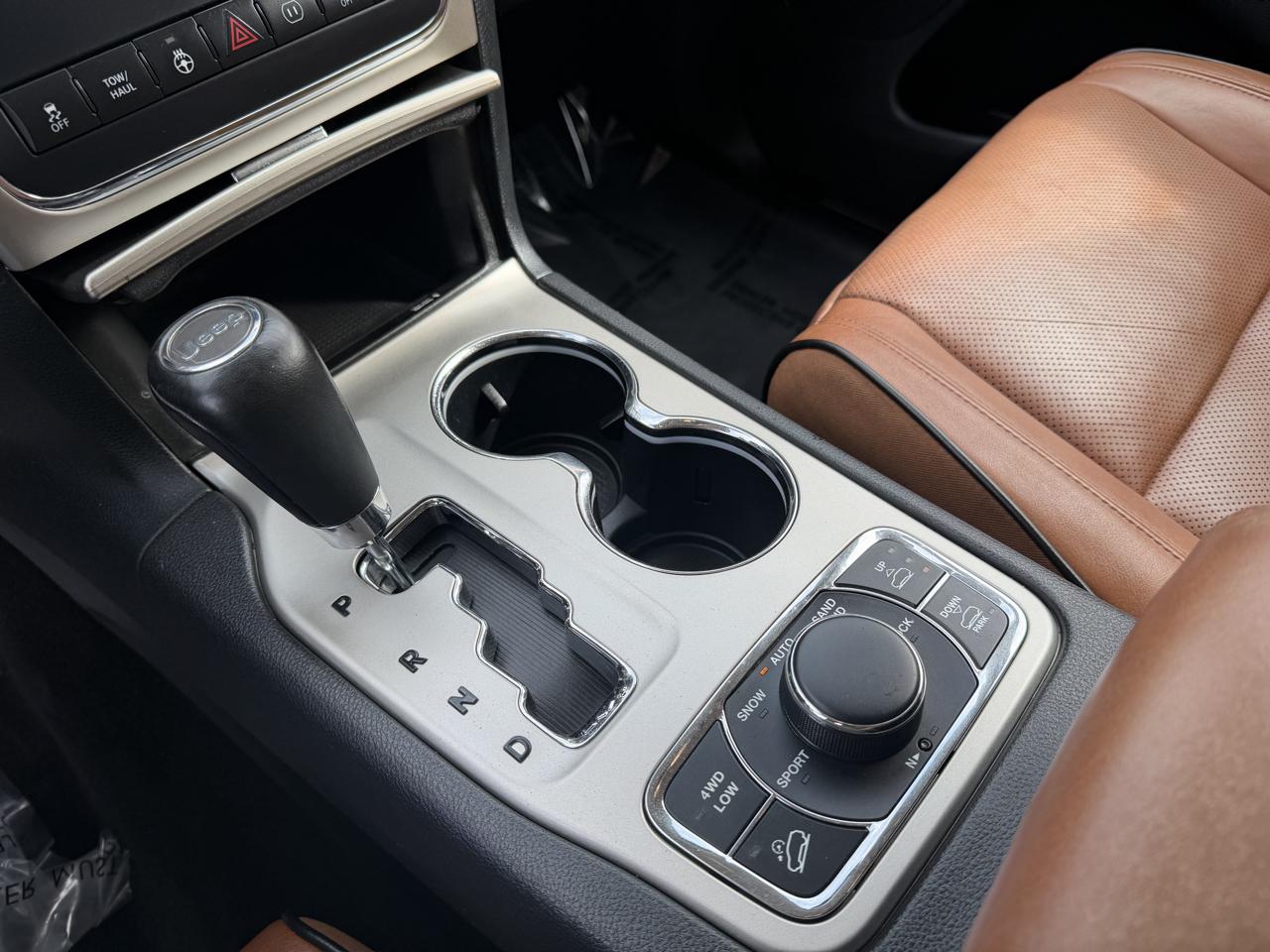Jeep Grand Cherokee Overland 4WD 2011