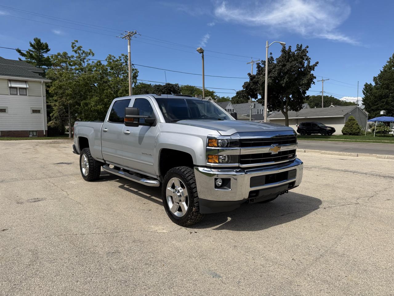 Chevrolet Silverado 2500HD LT Crew Cab Long Box 4WD 2018