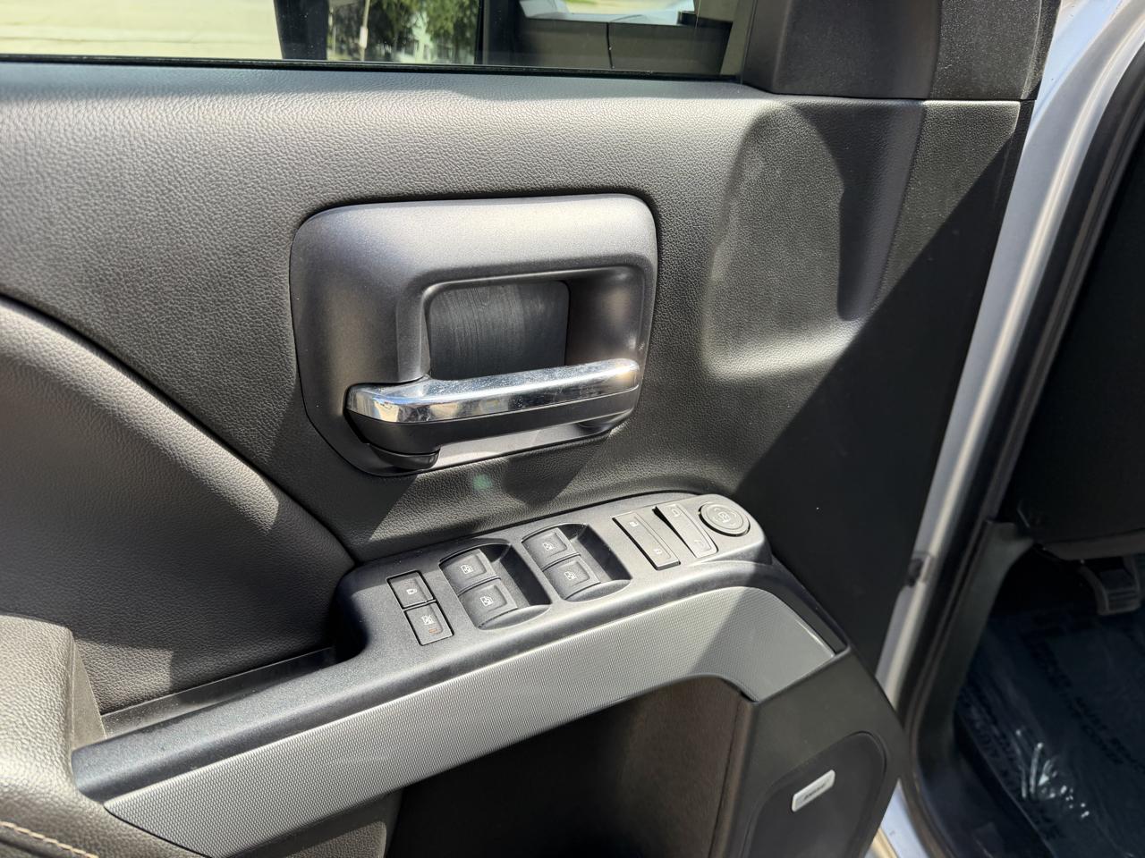 Chevrolet Silverado 2500HD LT Crew Cab Long Box 4WD 2018
