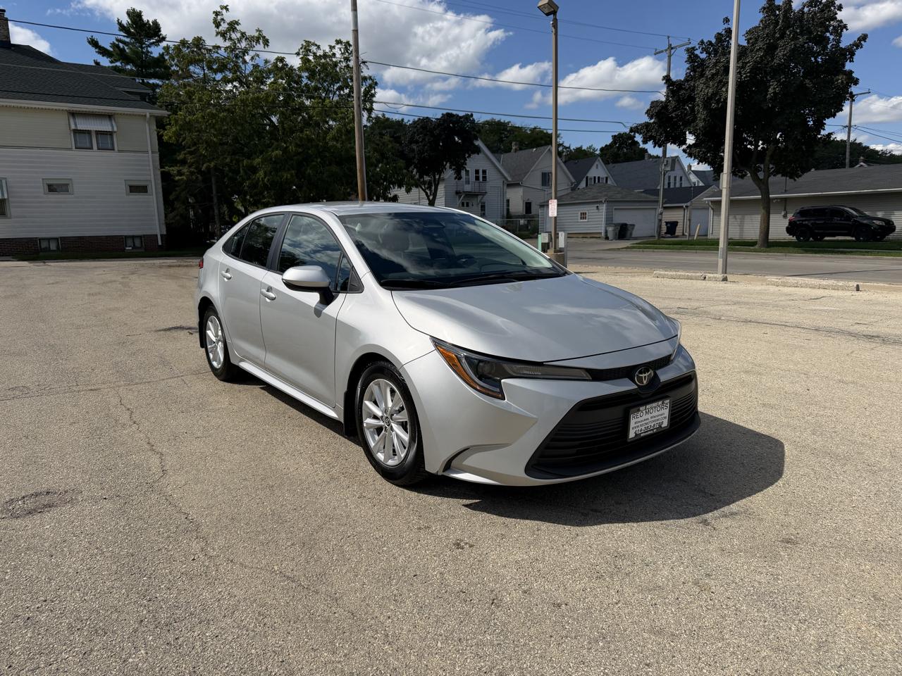 Toyota Corolla LE 2024