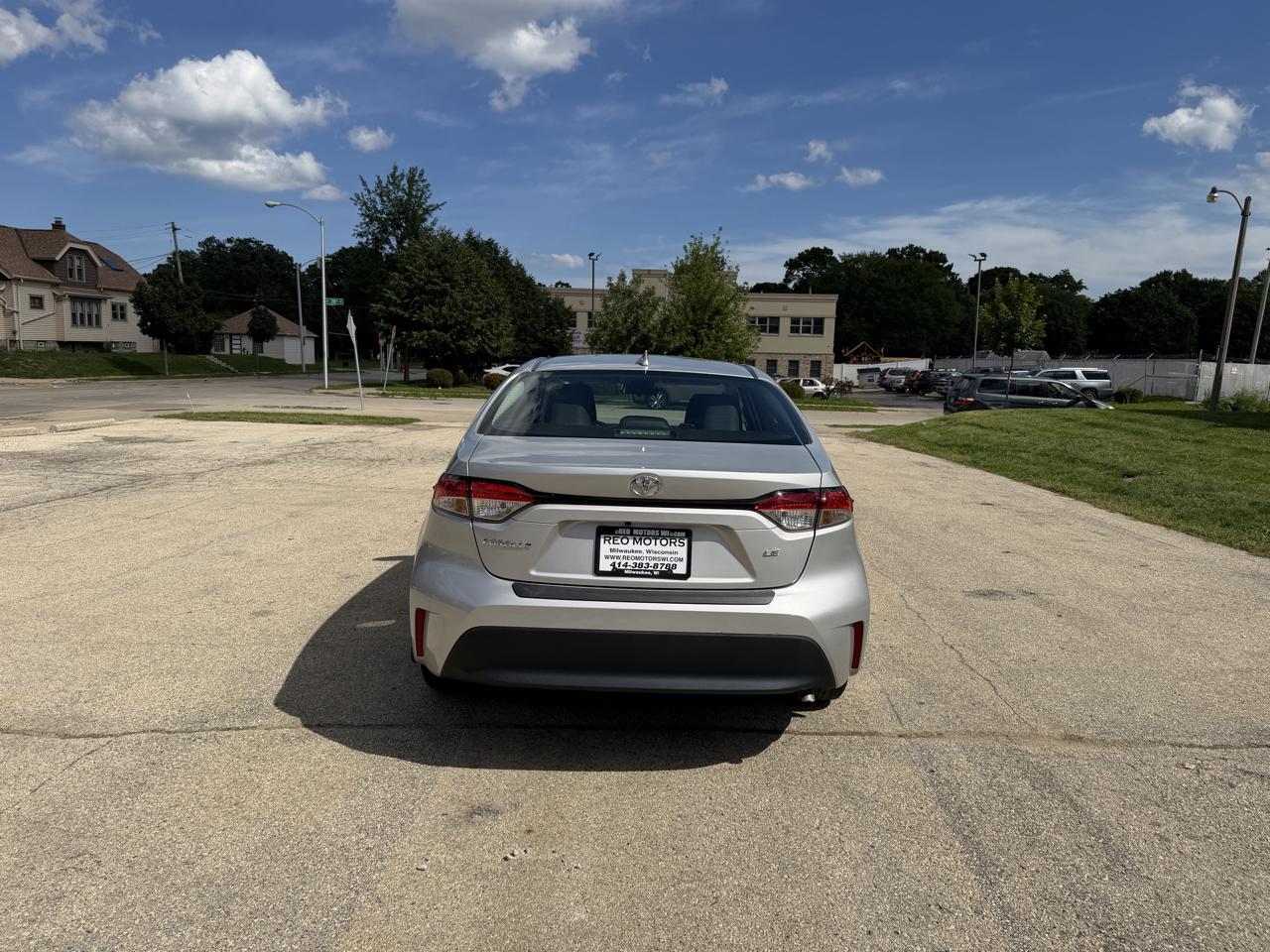 Toyota Corolla LE 2024