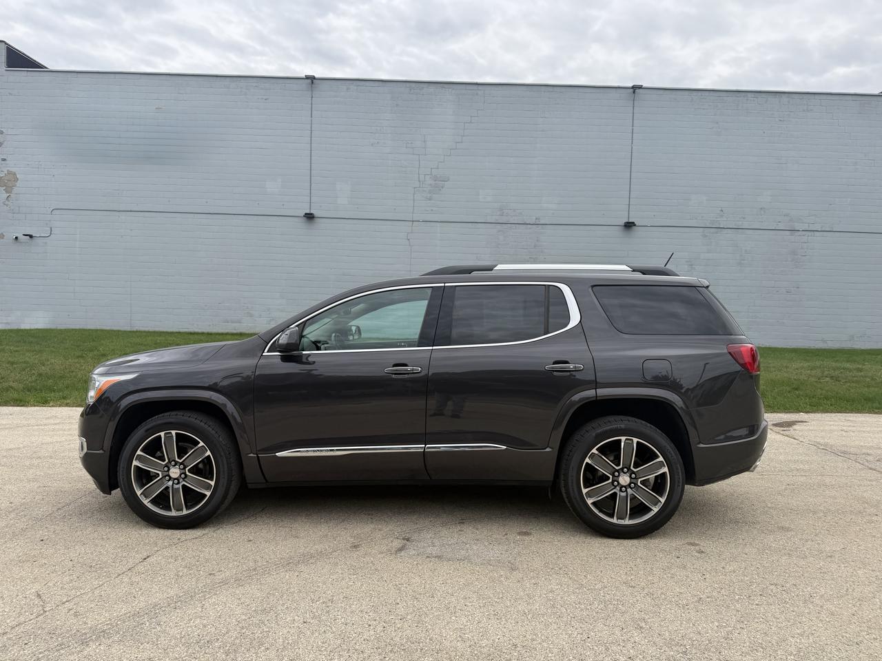 GMC Acadia Denali AWD 2018