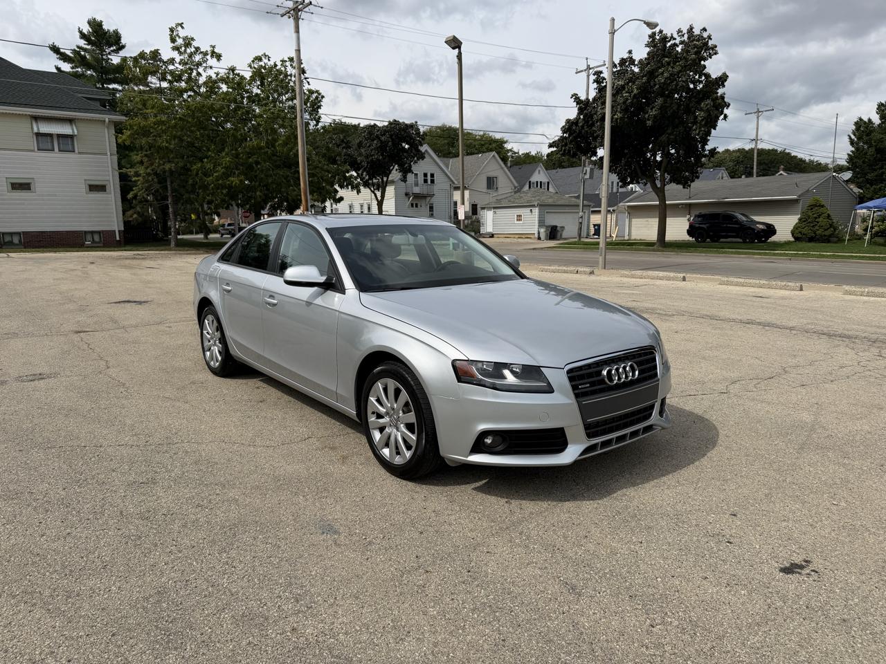 Audi A4 2.0T Sedan quattro Tiptronic 2012