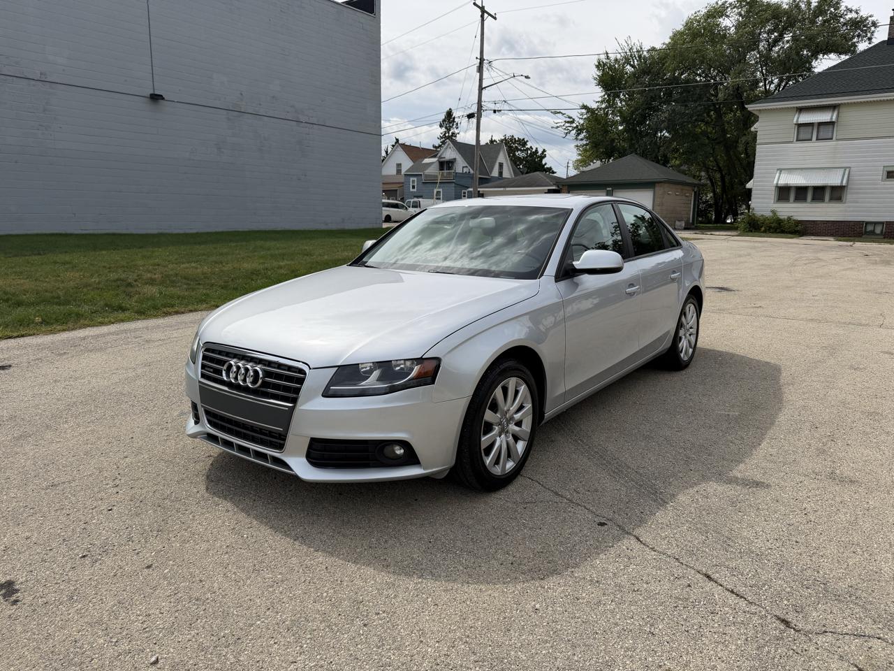 Audi A4 2.0T Sedan quattro Tiptronic 2012