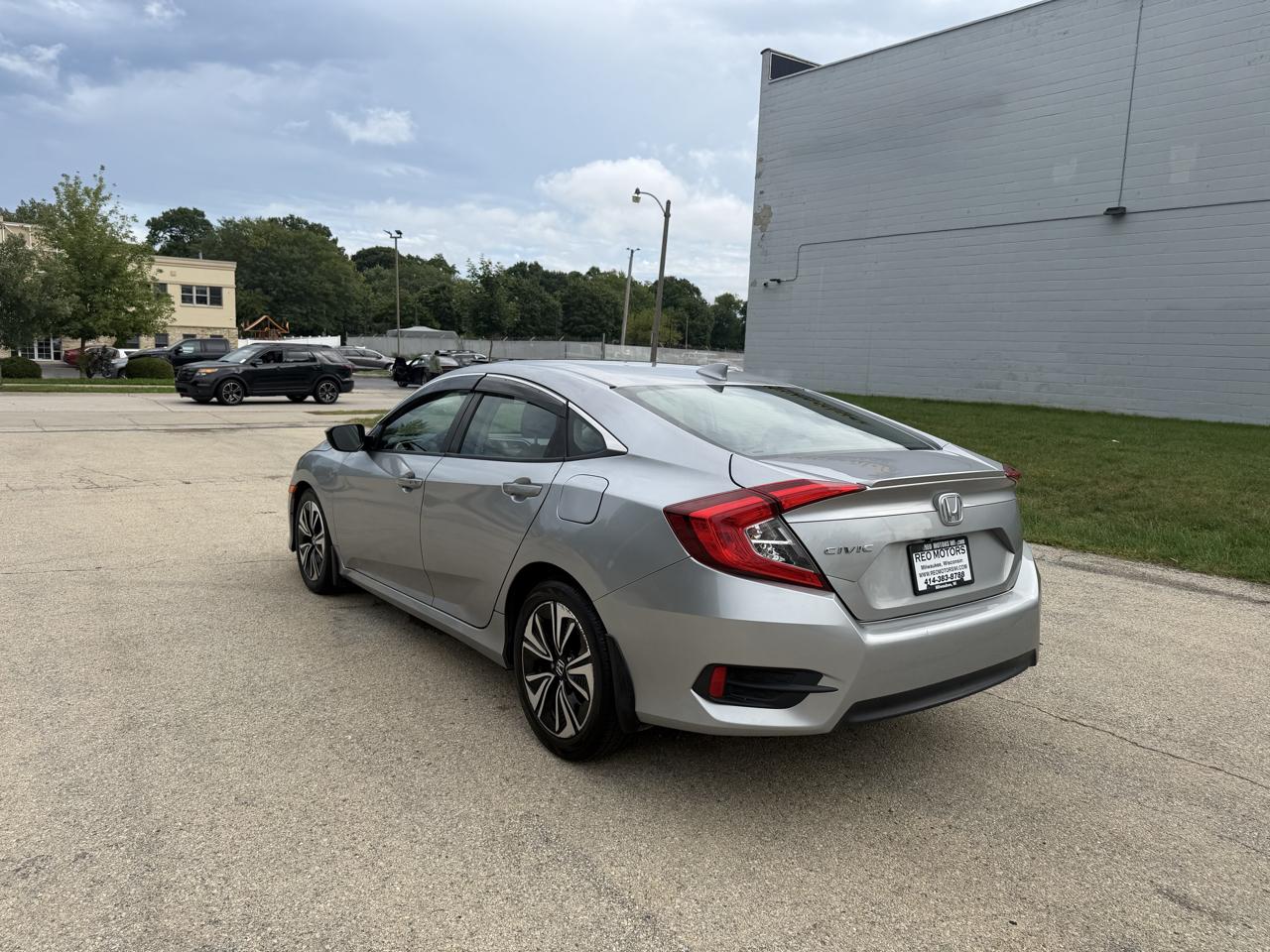 Honda Civic EX-T Sedan CVT 2017