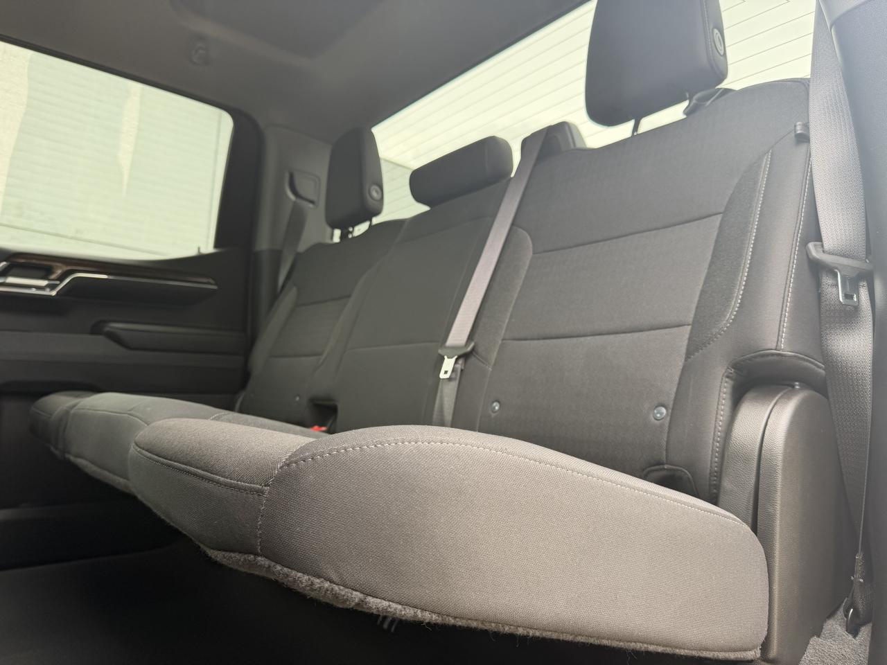 Chevrolet Silverado 1500 LT-L Crew Cab 4WD 2024